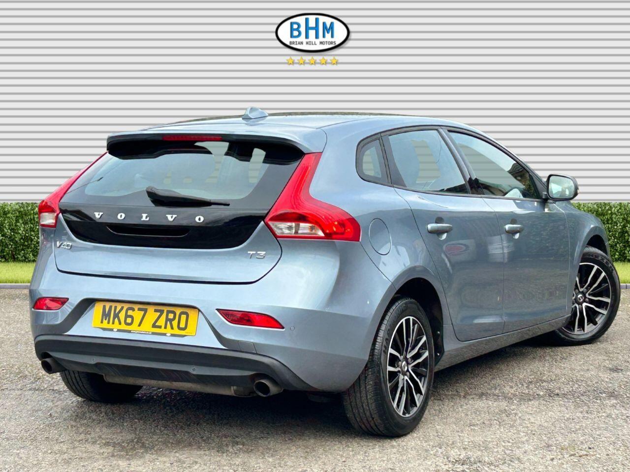 Volvo V40 - Image 27