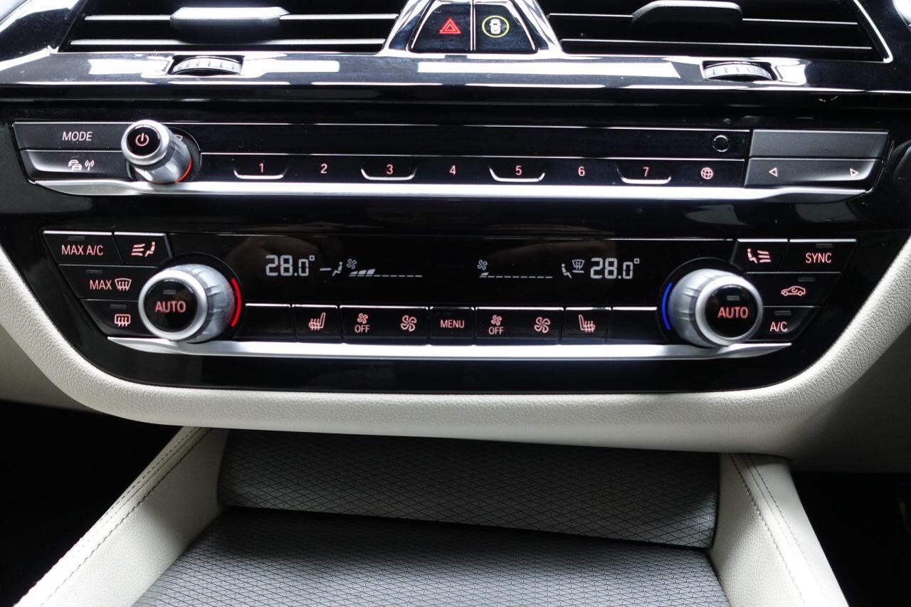 BMW 5 Series - Image 25