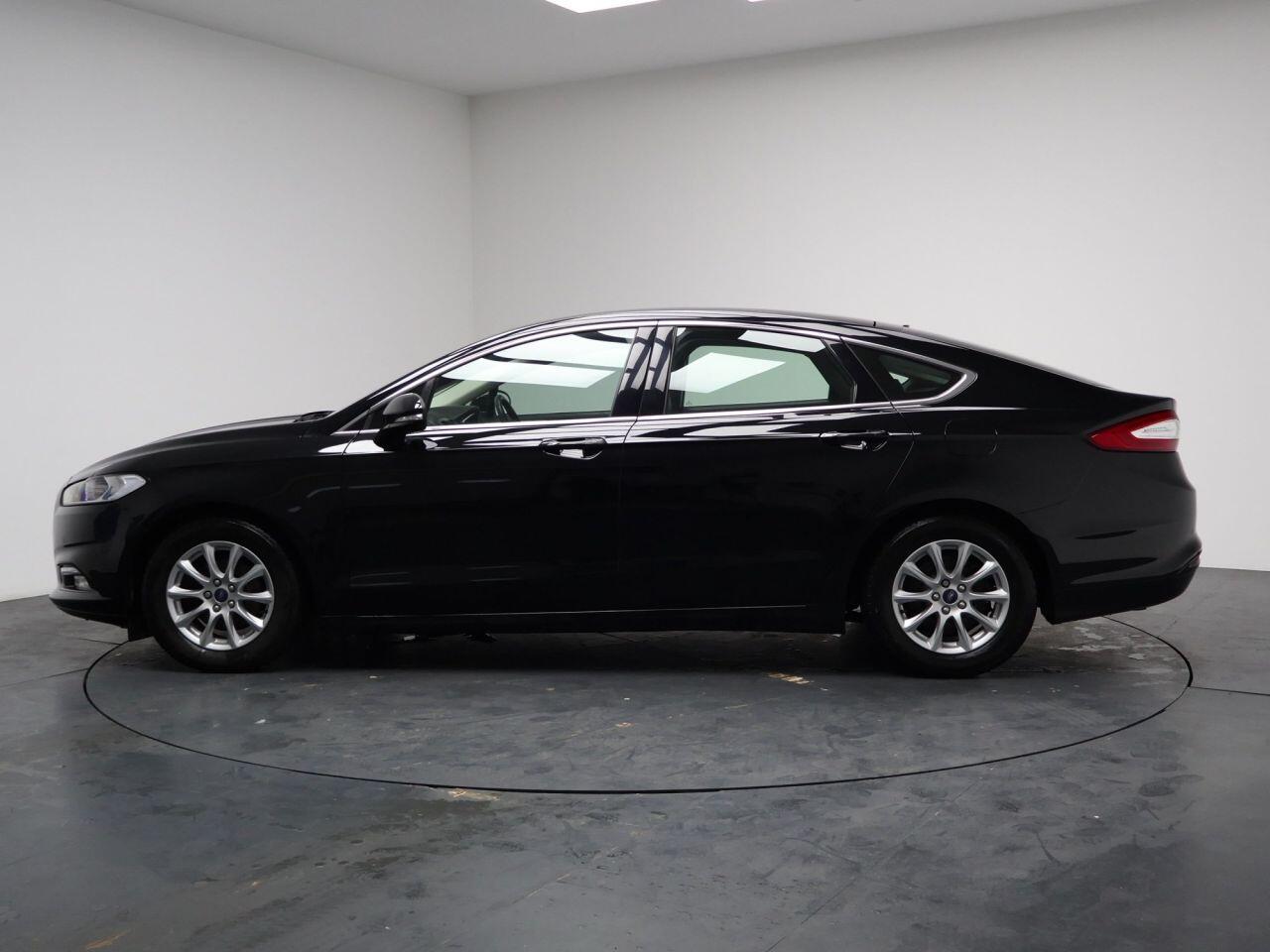 Ford Mondeo - Image 9