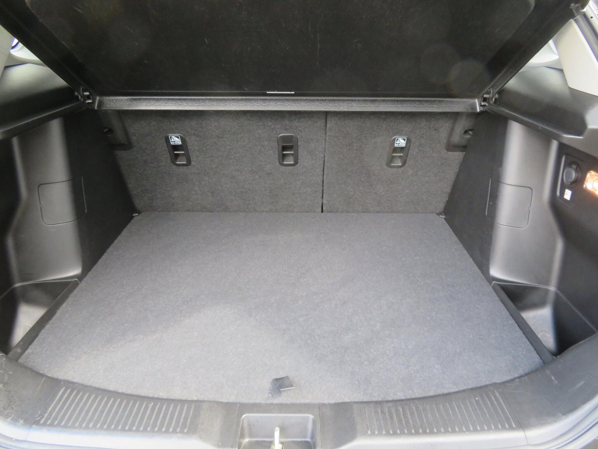 Suzuki S-Cross - Image 10