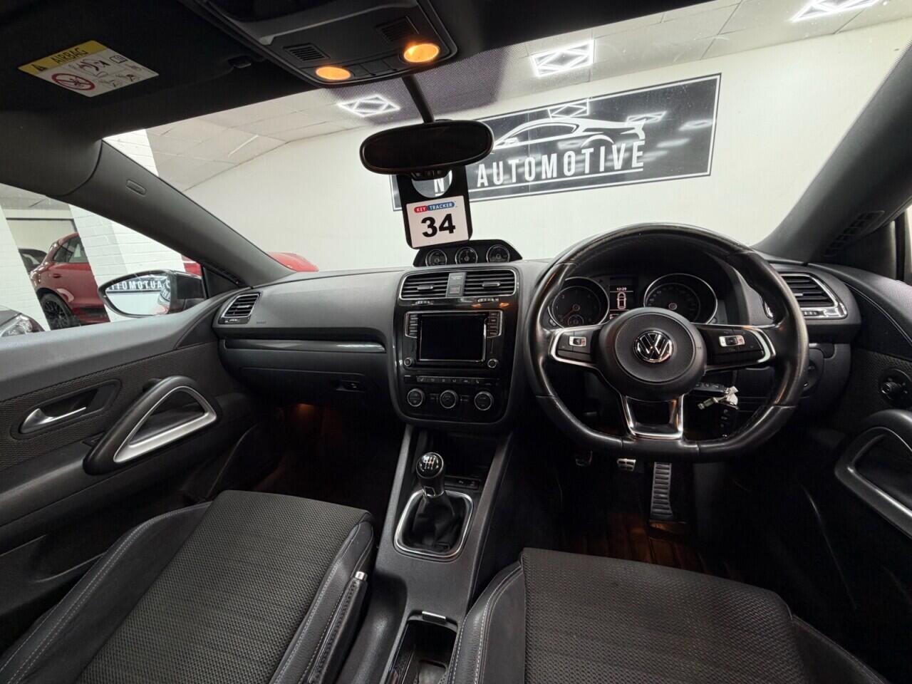 Volkswagen Scirocco - Image 18