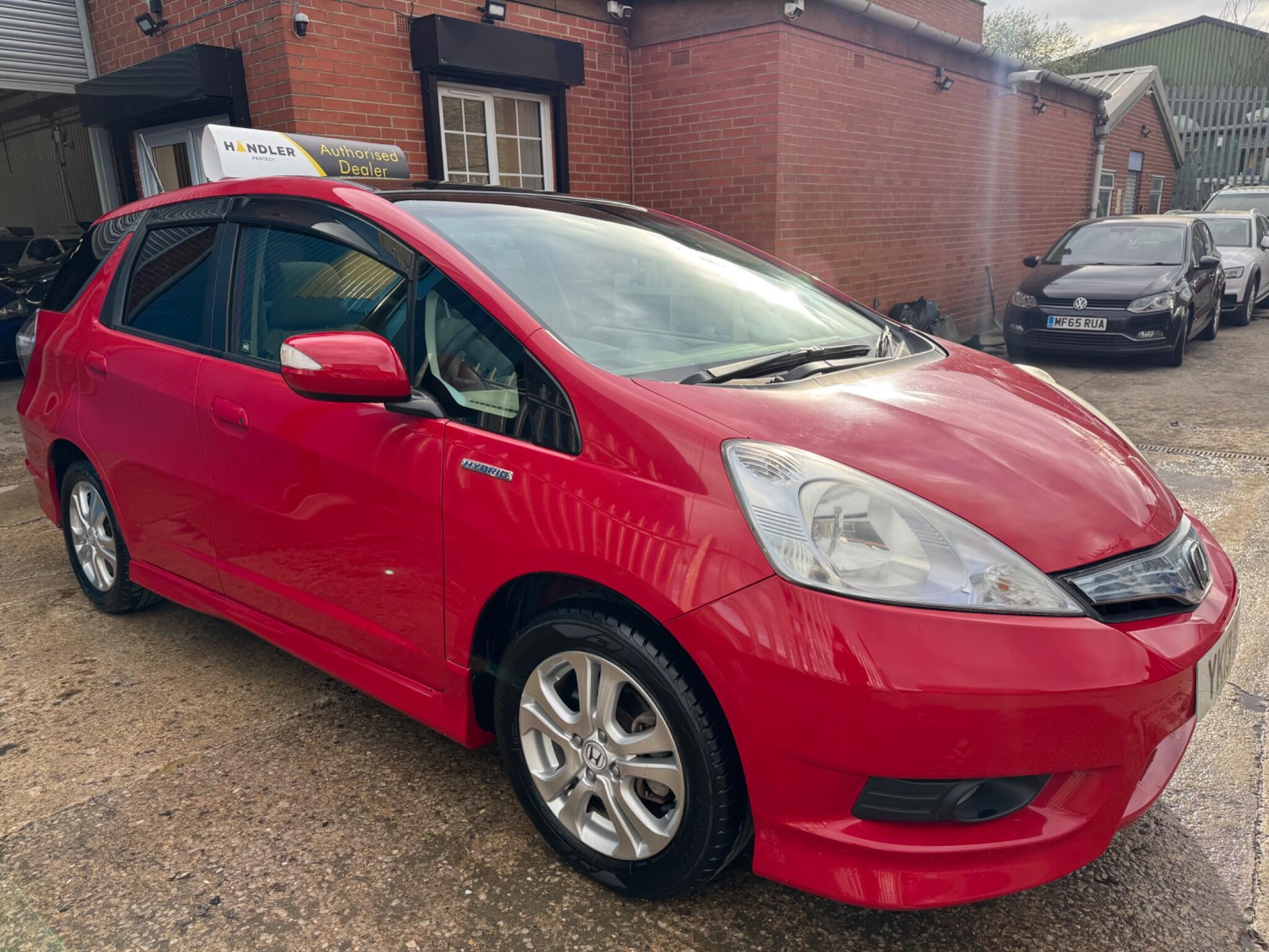 Honda FIT - Image 17