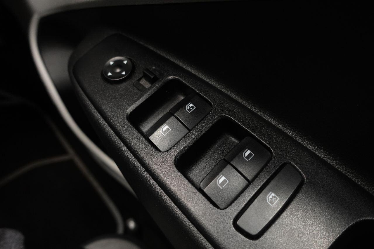 Hyundai i10 - Image 13