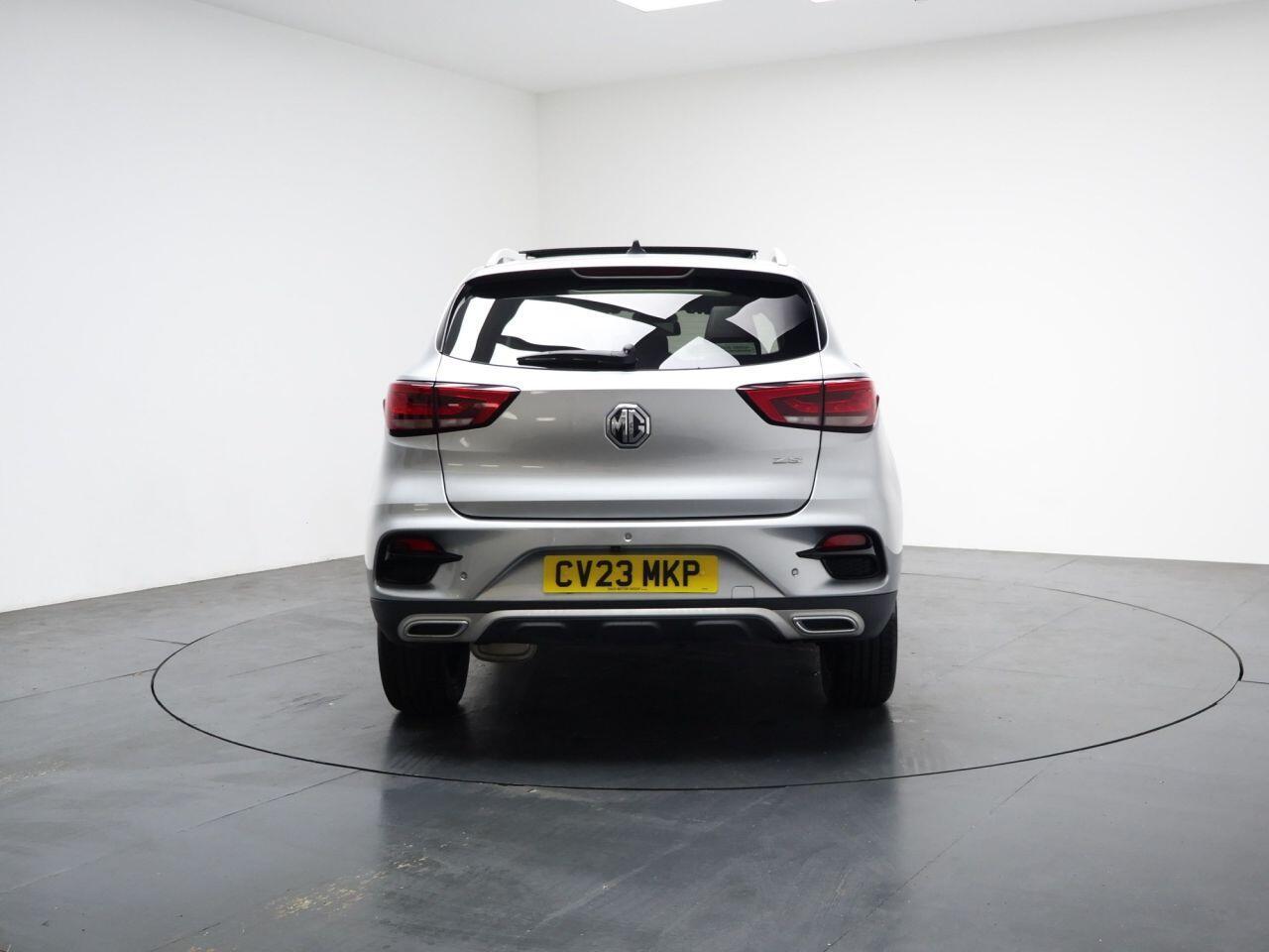 MG MG ZS - Image 11