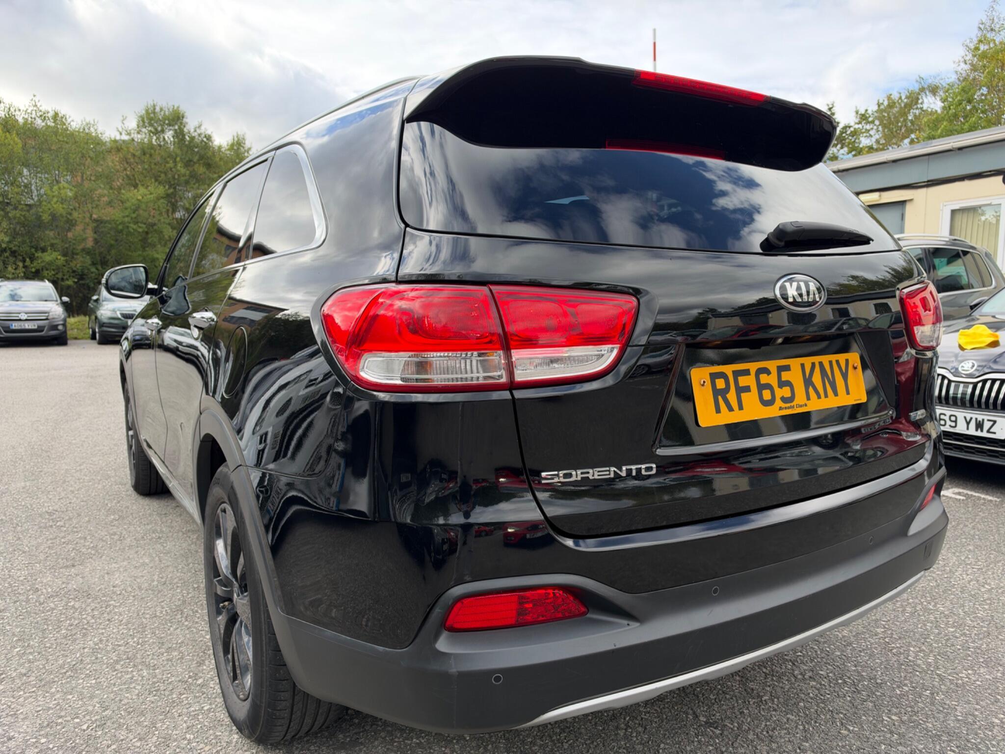 Kia Sorento - Image 10