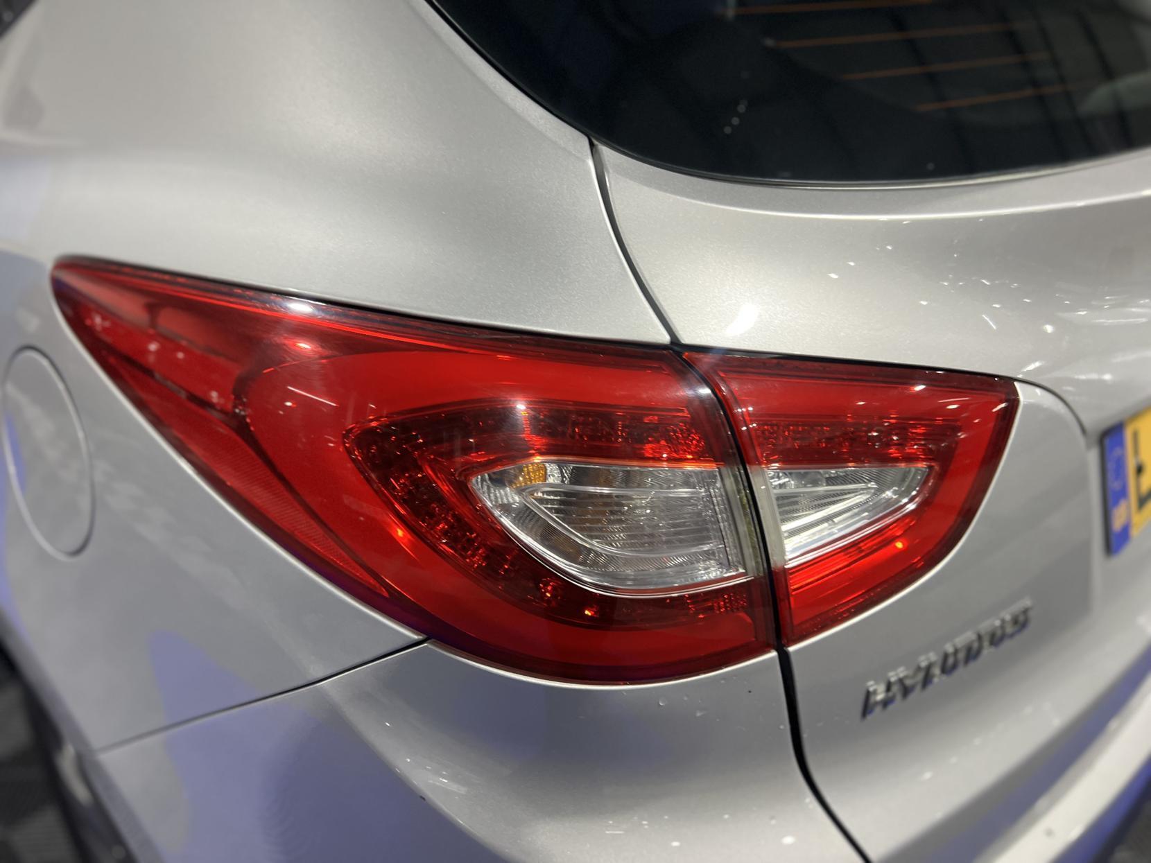 Hyundai ix35 - Image 10