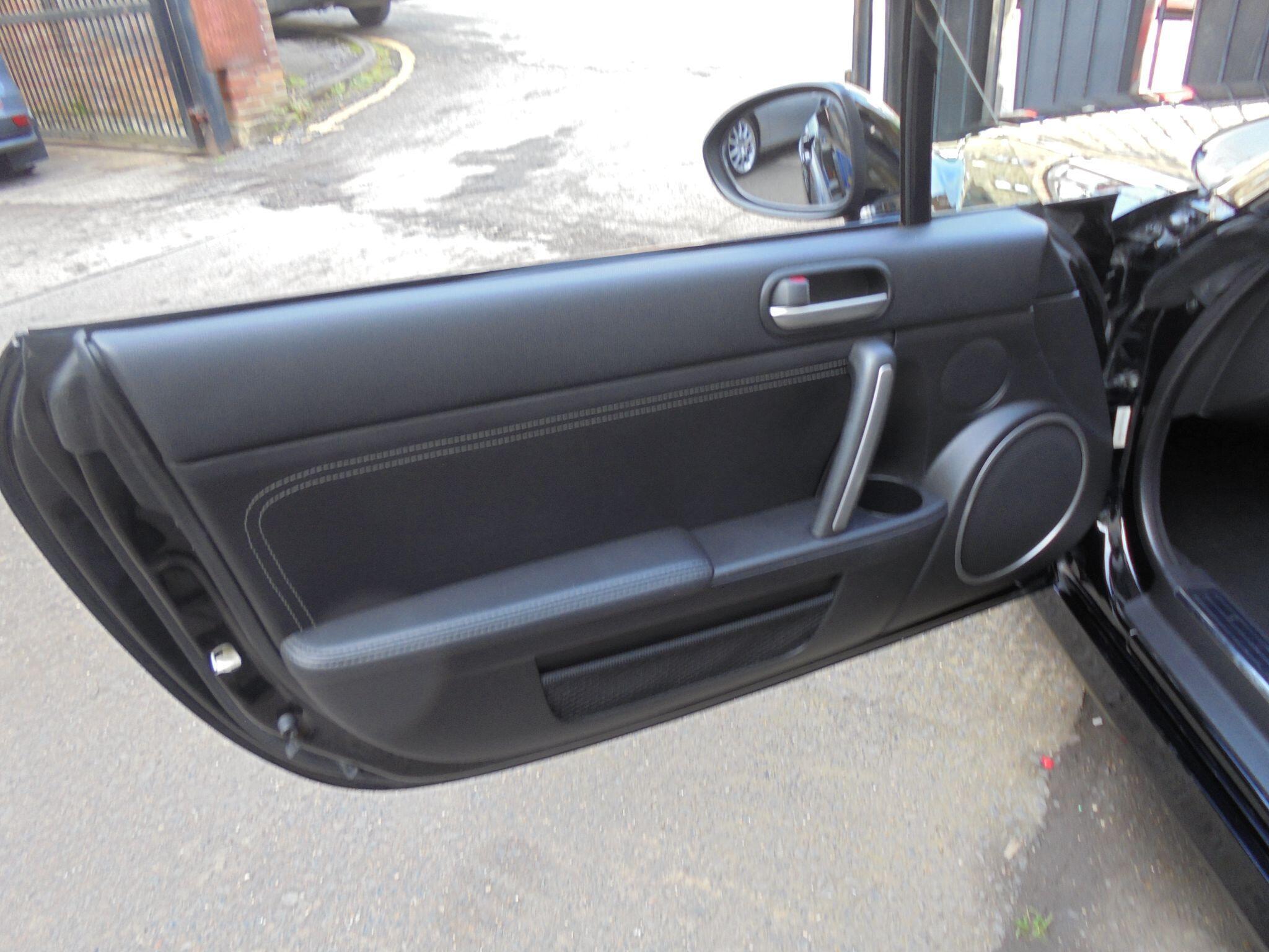 Mazda MX-5 - Image 11