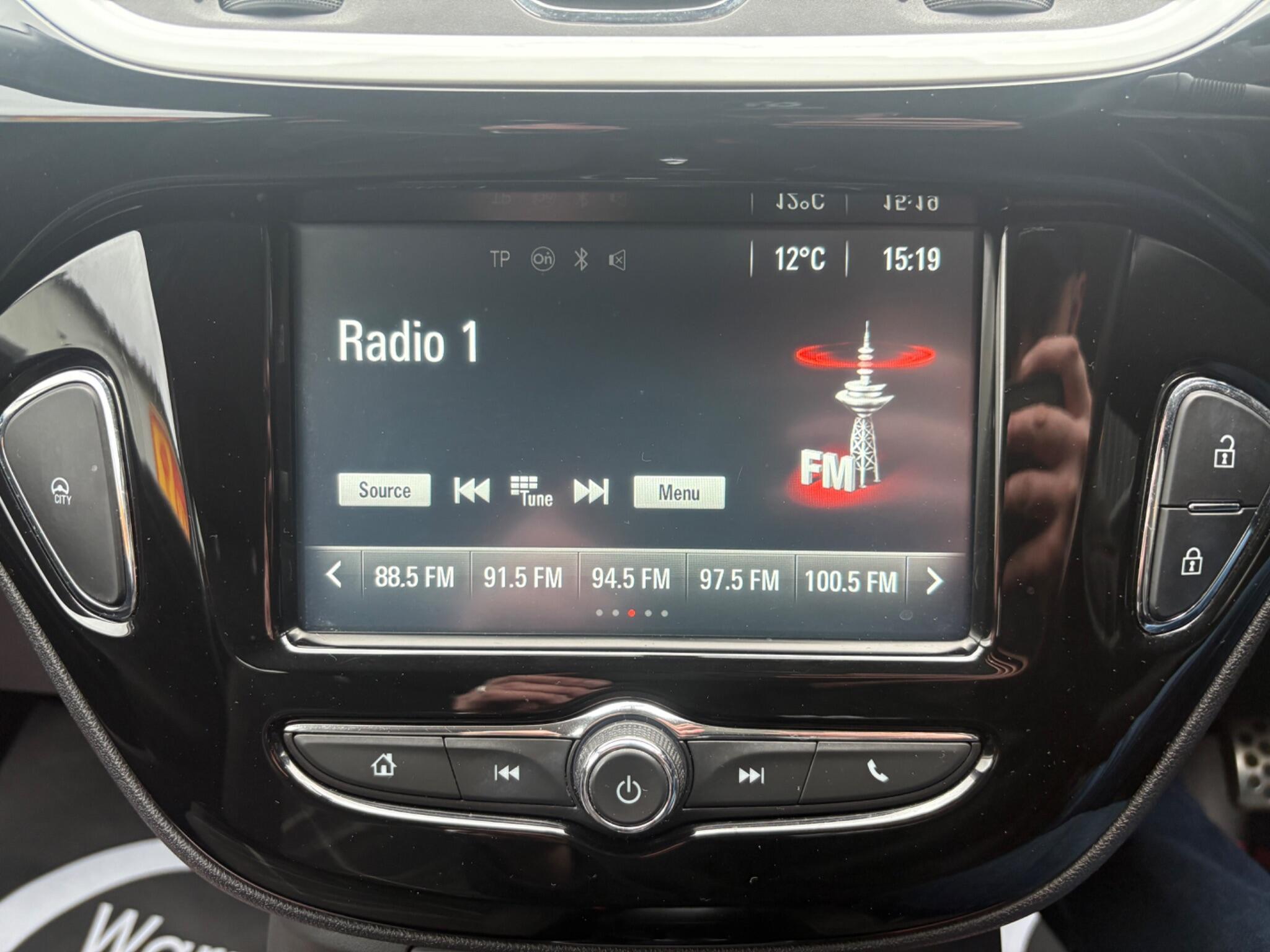 Vauxhall Corsa - Image 21