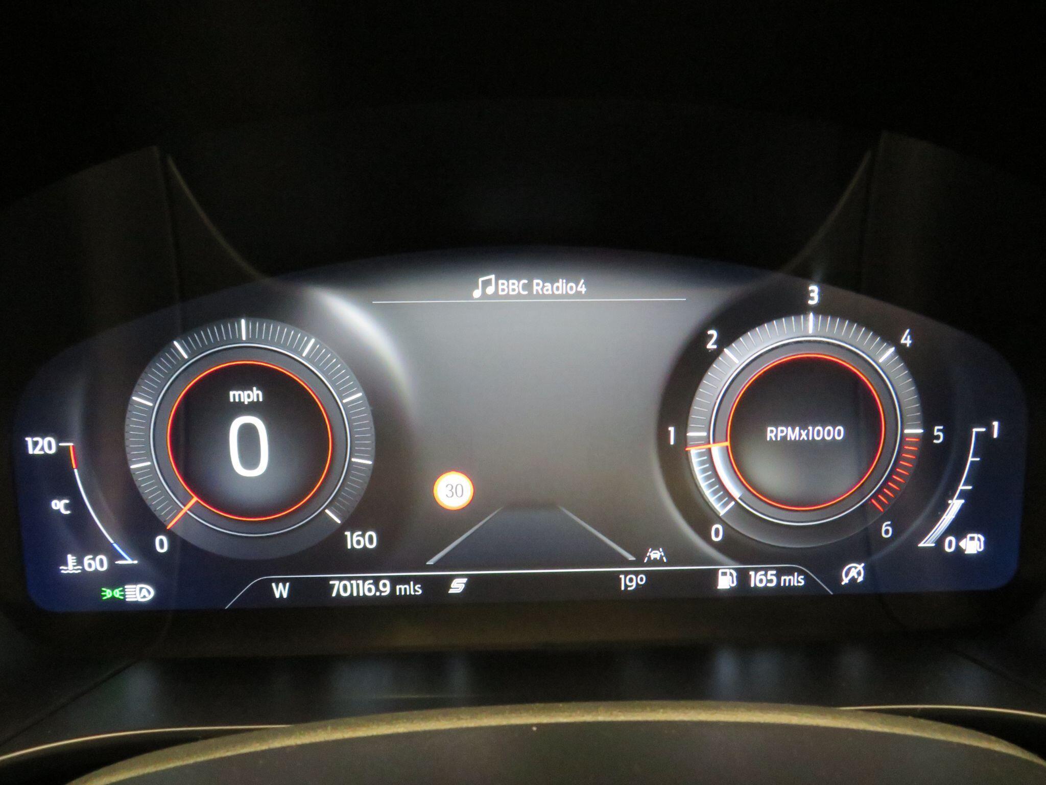 Ford Kuga - Image 16