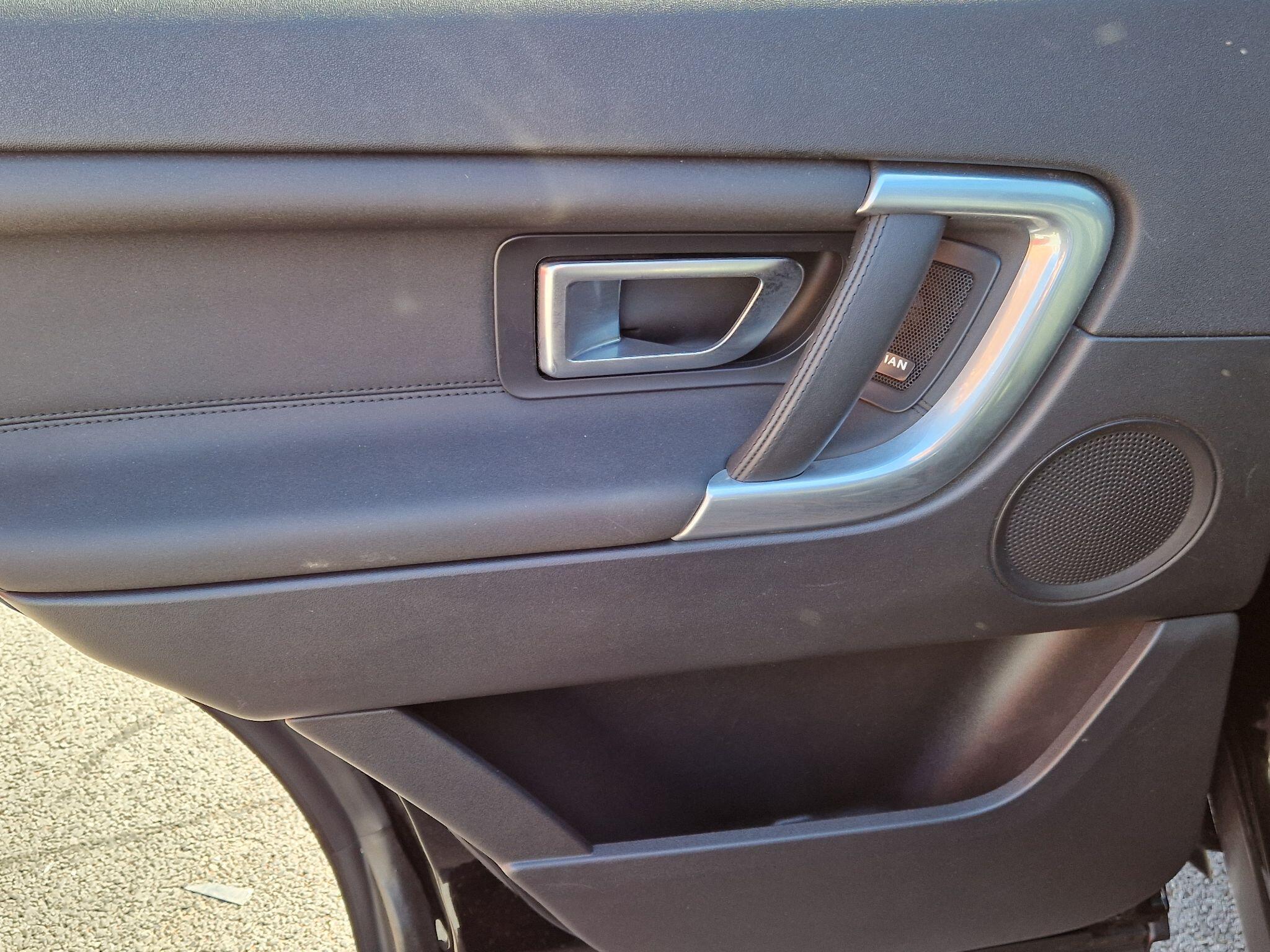 Land Rover DISCOVERY SPORT - Image 43