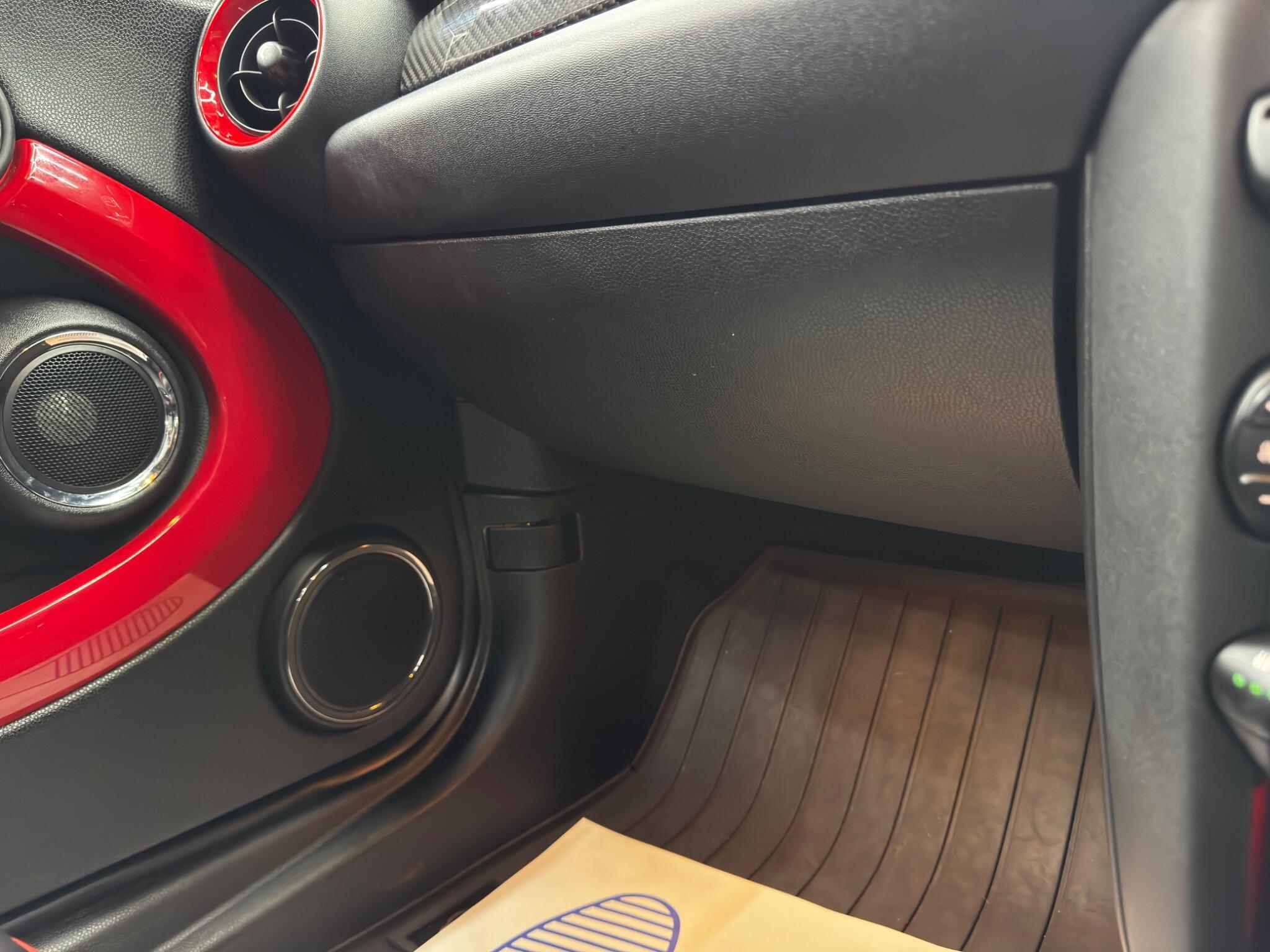 MINI Coupe - Image 33