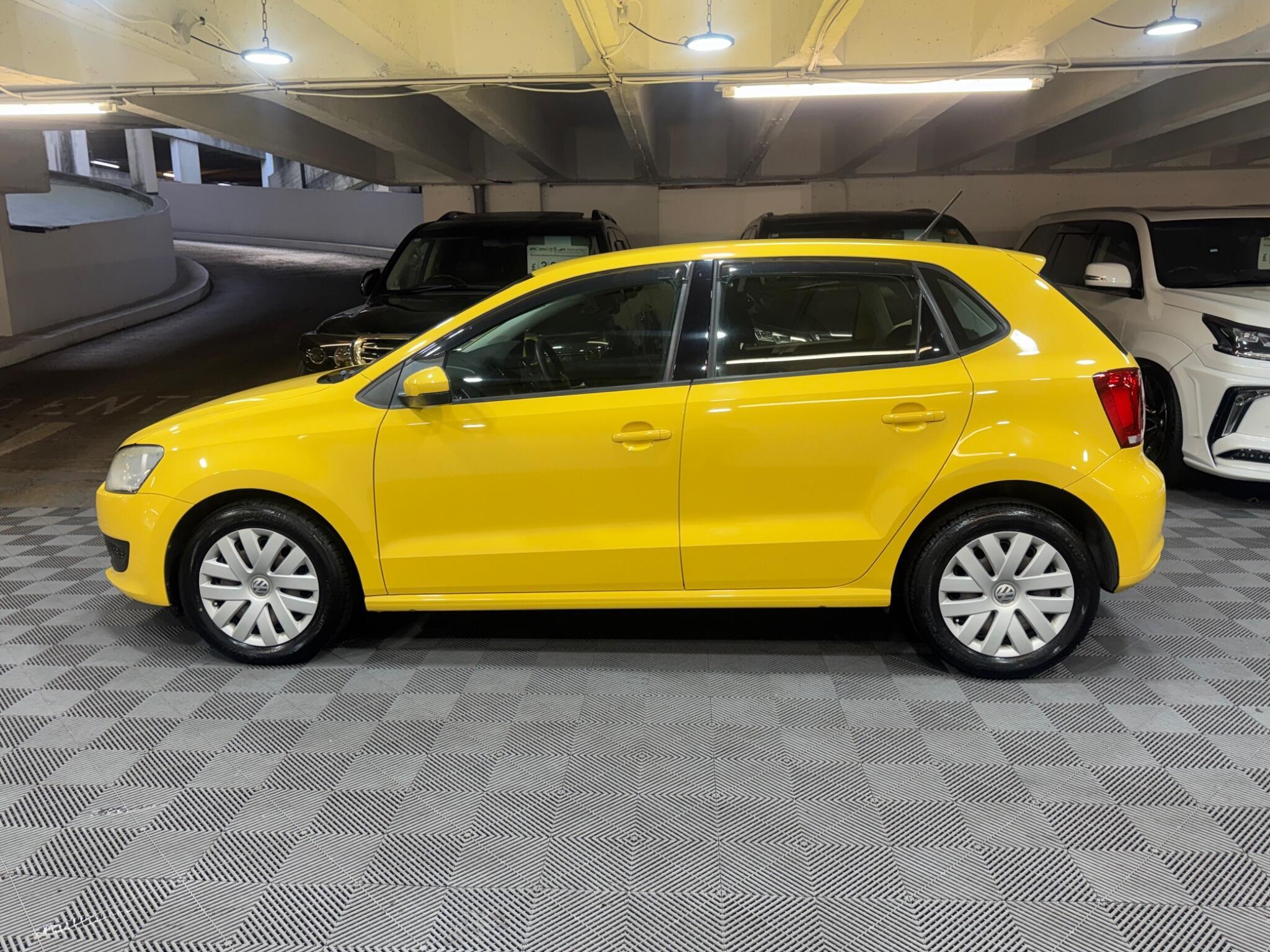 Volkswagen Polo - Image 2
