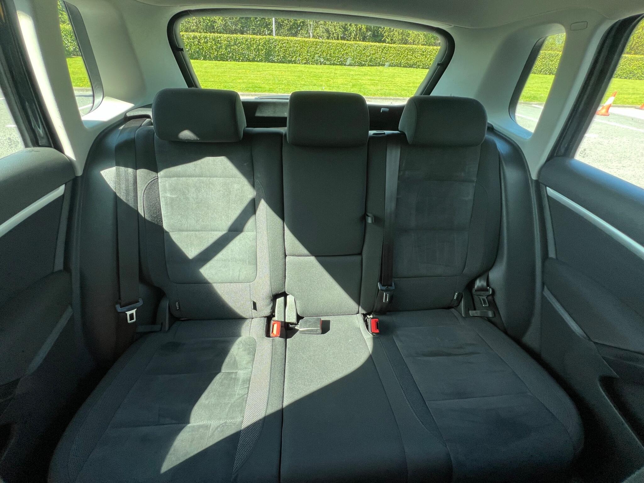 Volkswagen Tiguan - Image 24