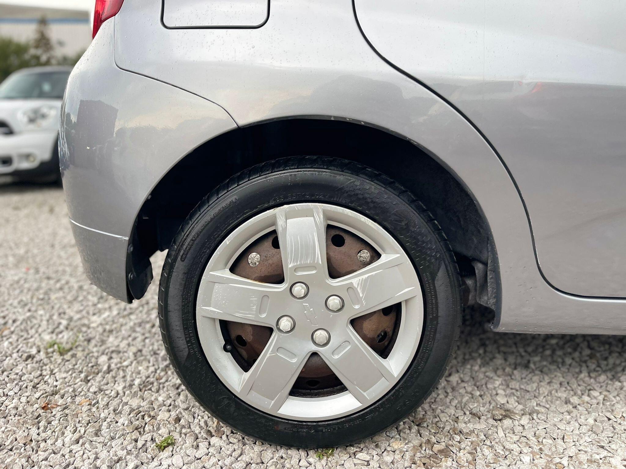 Chevrolet Aveo - Image 28