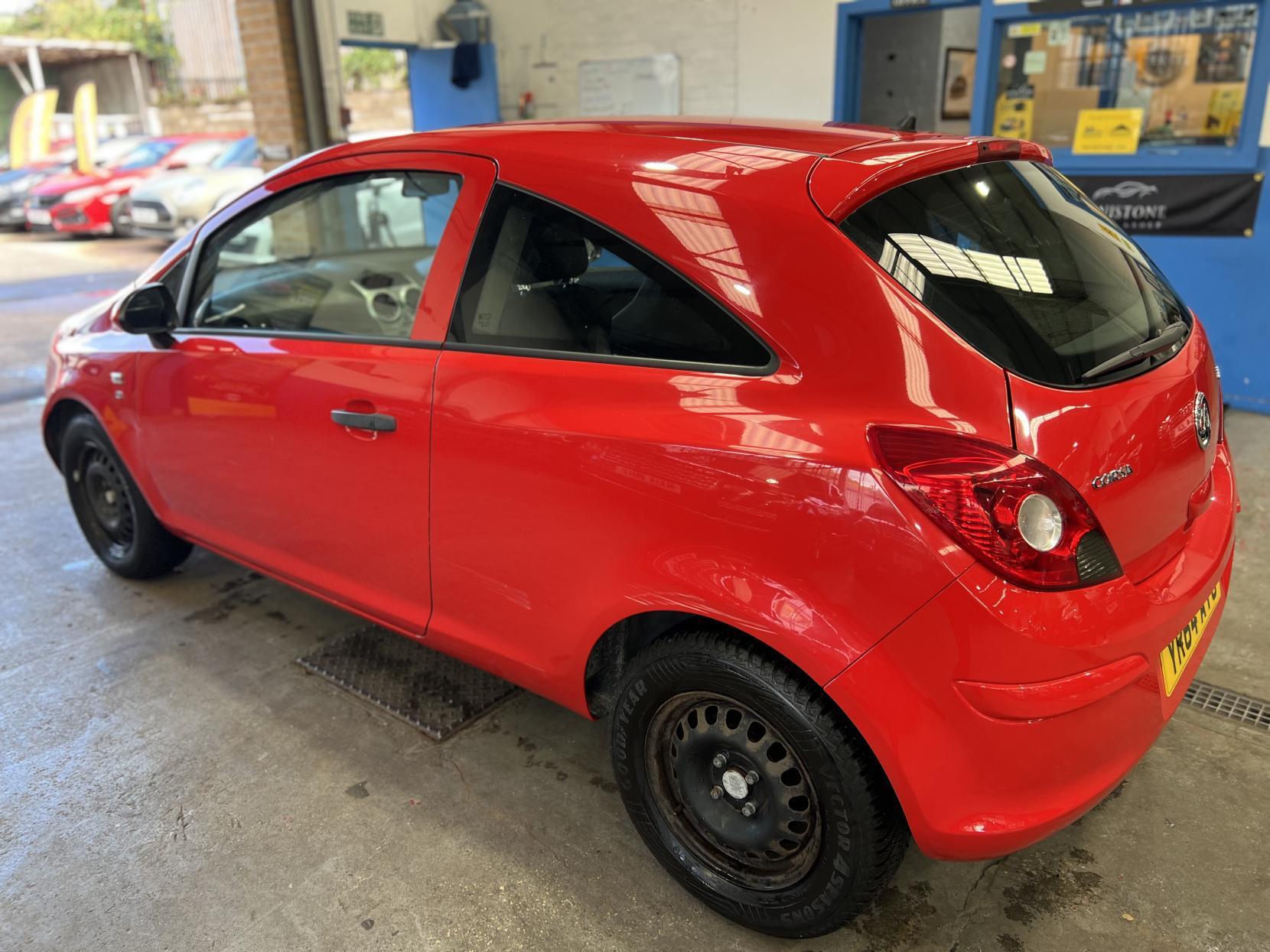 Vauxhall Corsa - Image 16