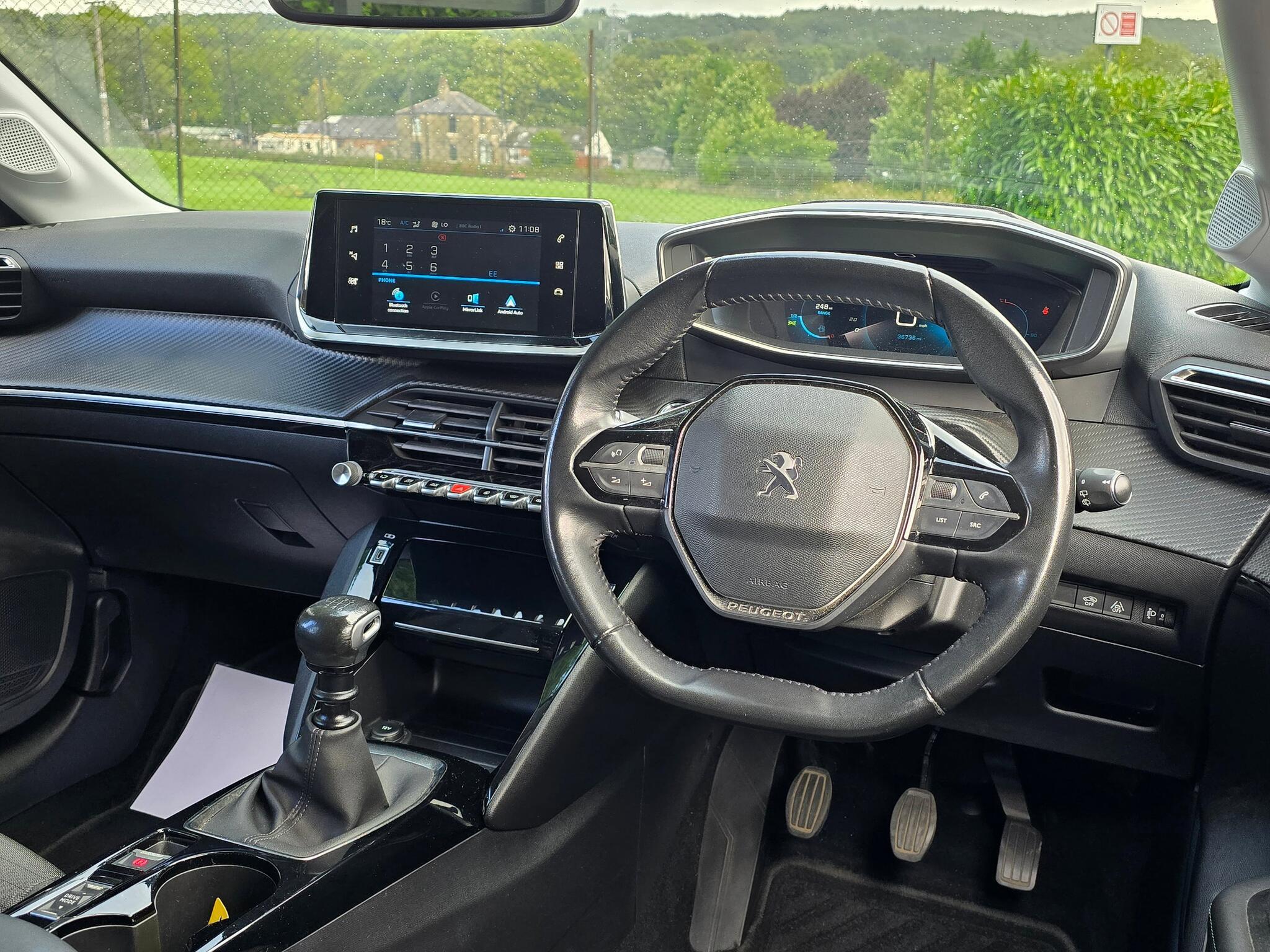 Peugeot 208 - Image 10