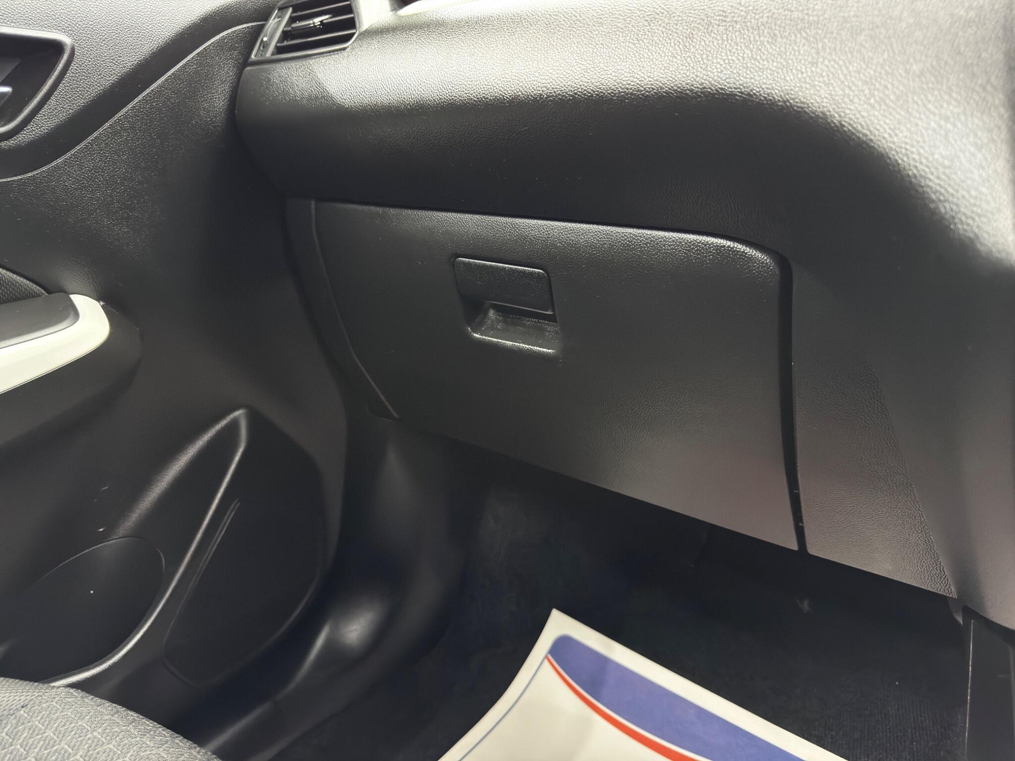 Suzuki Swift - Image 30