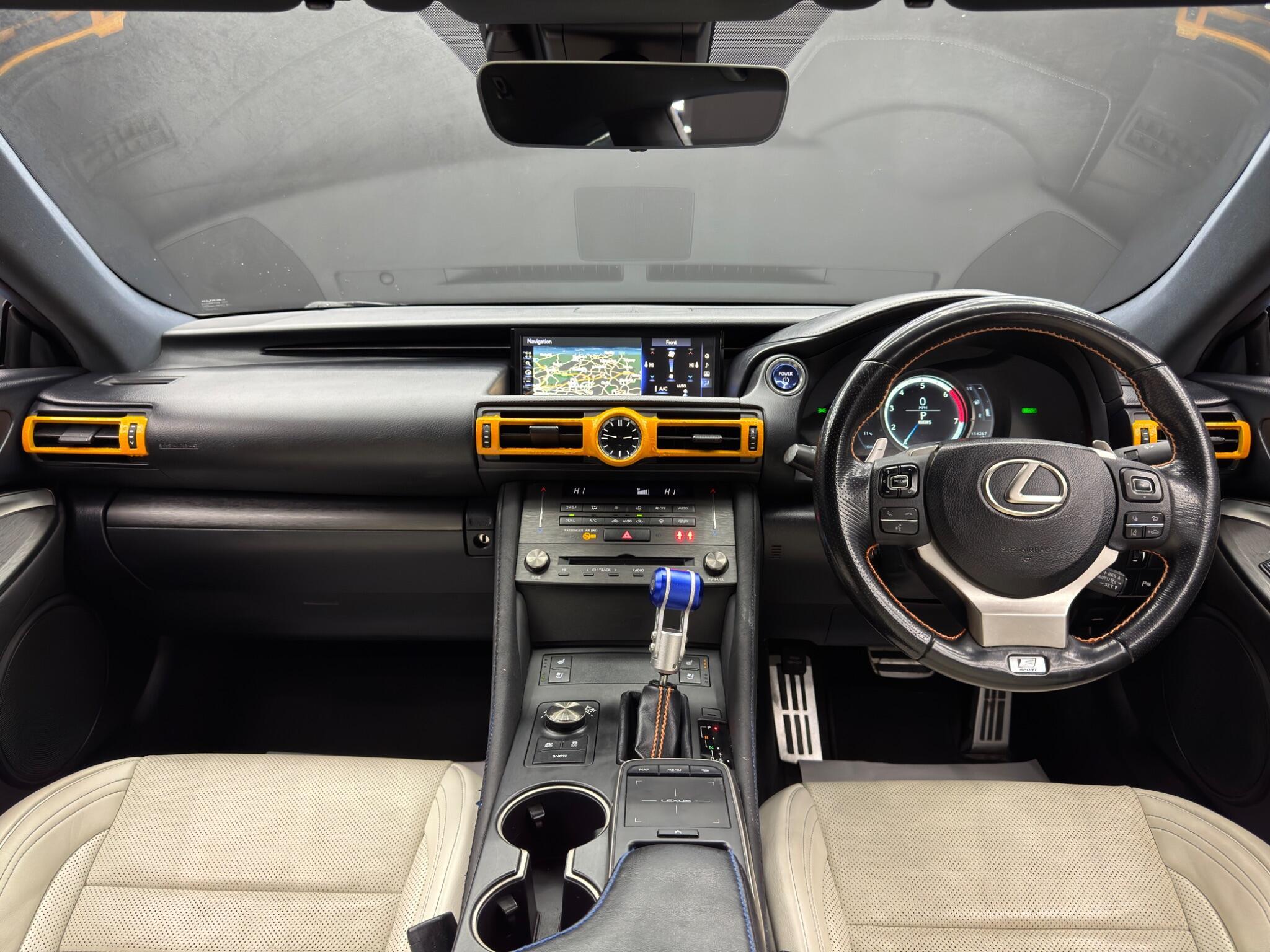 Lexus RC - Image 10