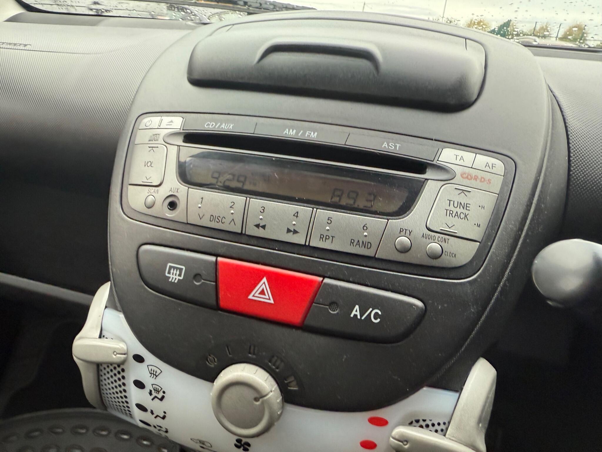 Toyota Aygo - Image 15