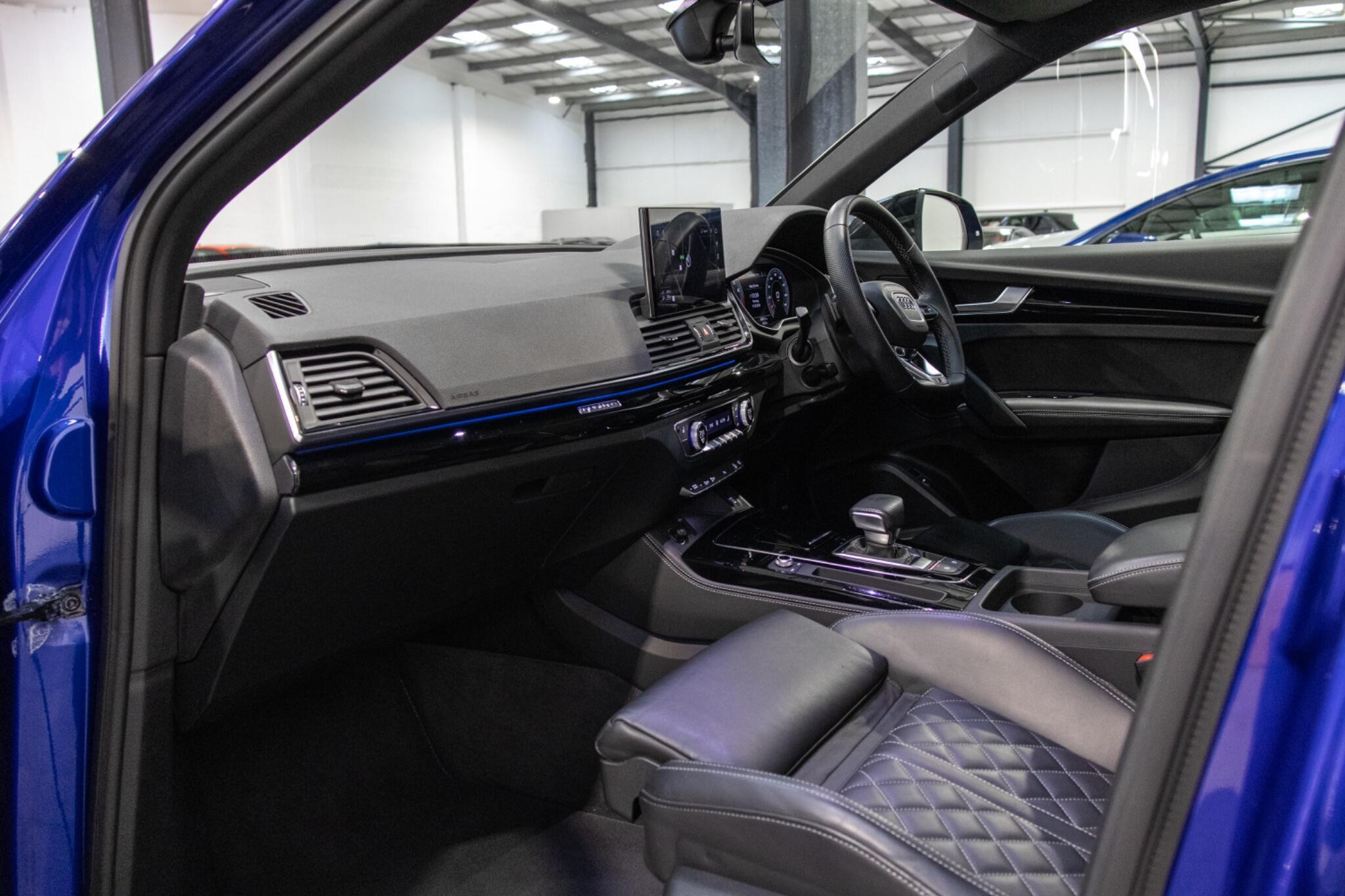 Audi Q5 - Image 13