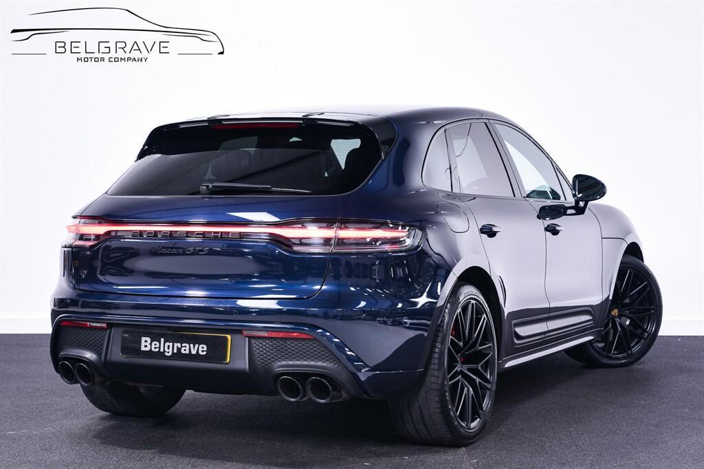 Porsche Macan - Image 2