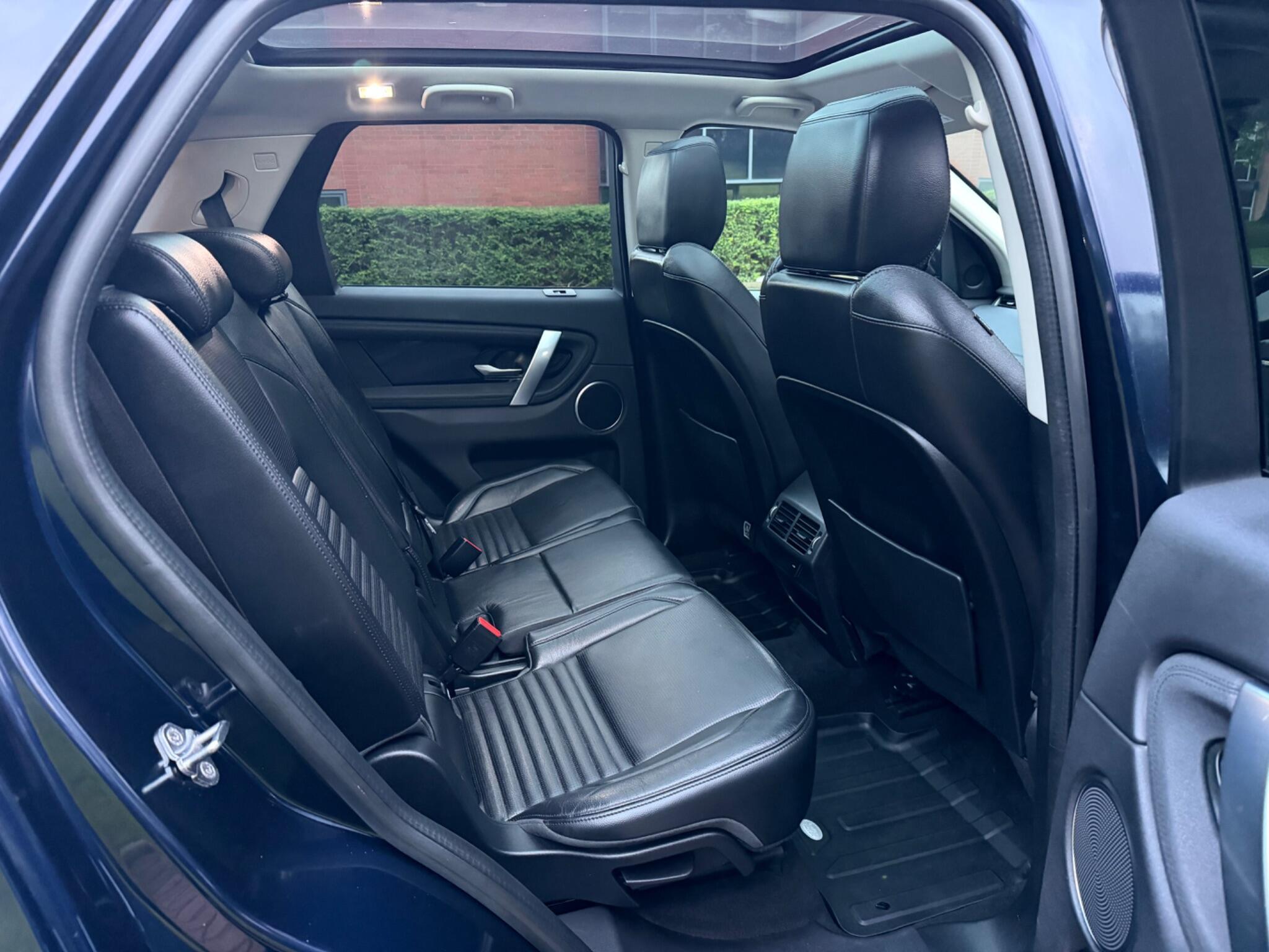 Land Rover DISCOVERY SPORT - Image 35