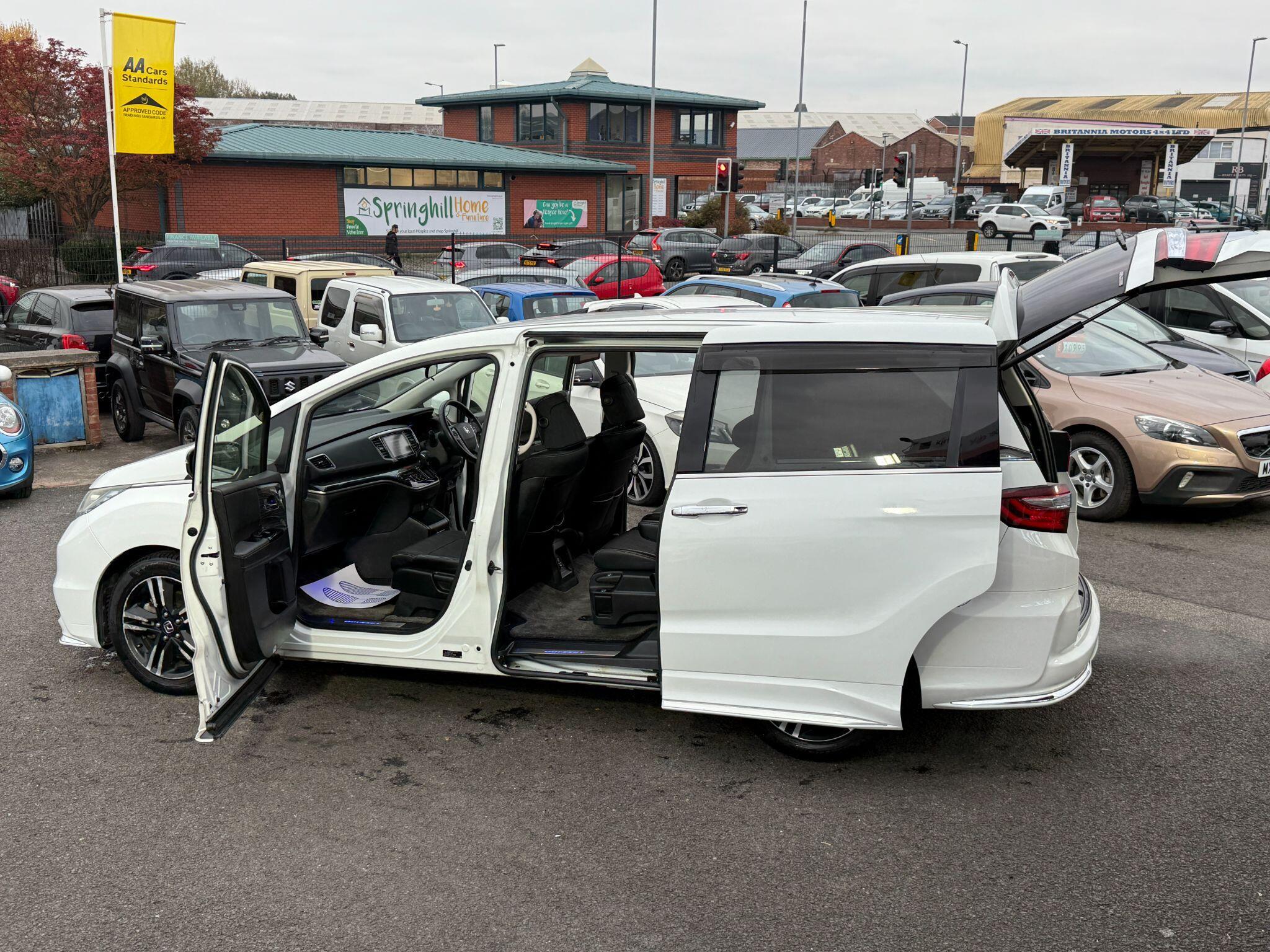 Honda Odyssey - Image 25