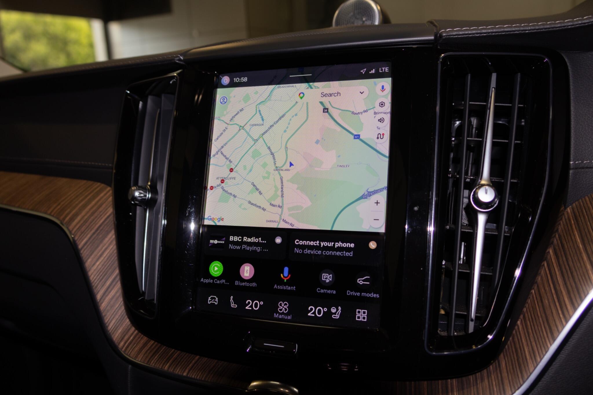 Volvo XC60 - Image 17