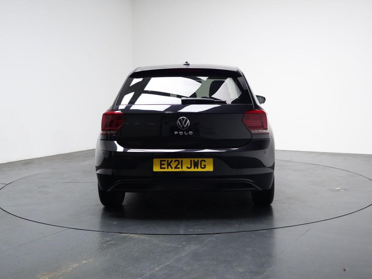 Volkswagen Polo - Image 11