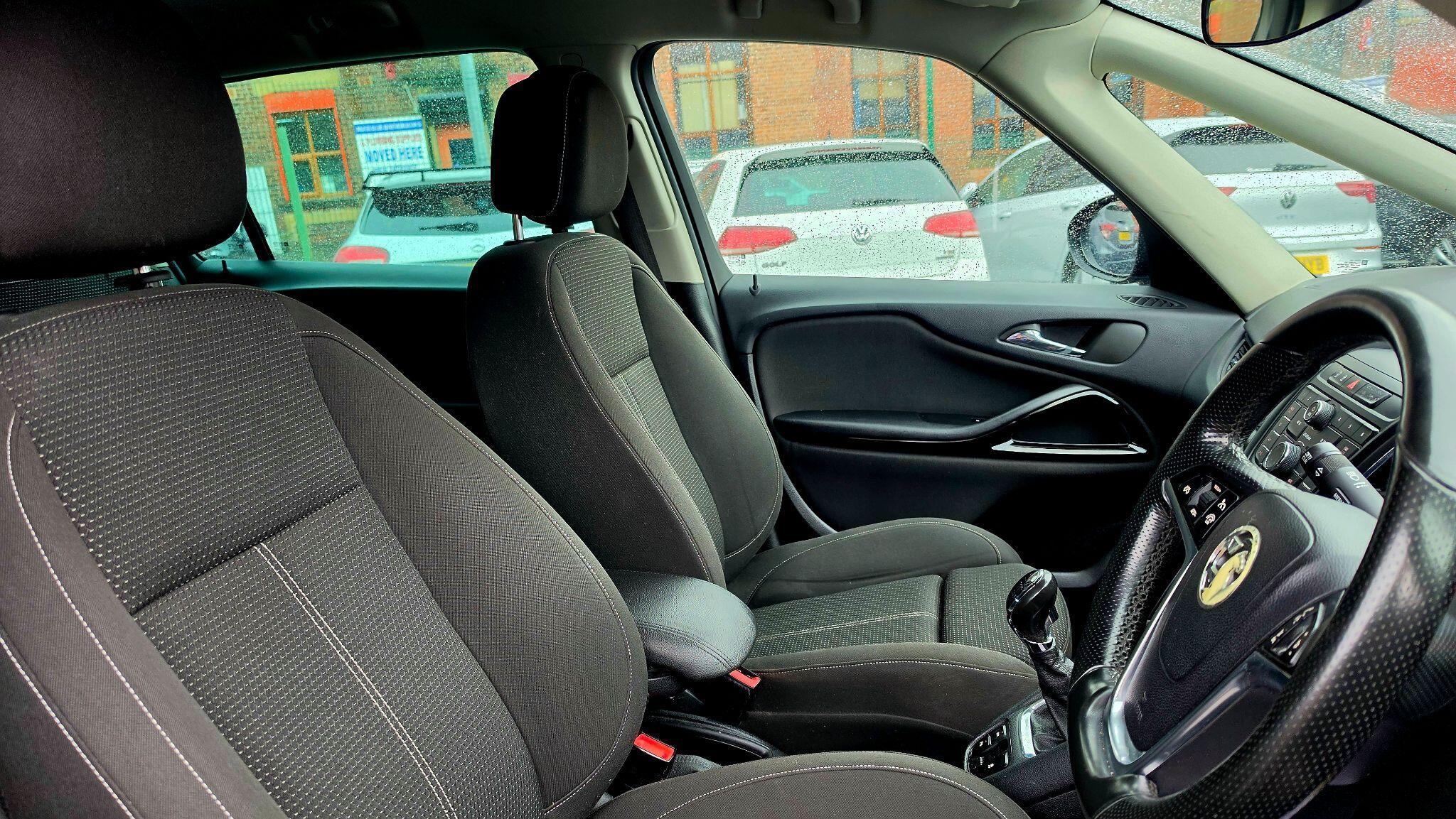 Vauxhall Zafira Tourer - Image 12