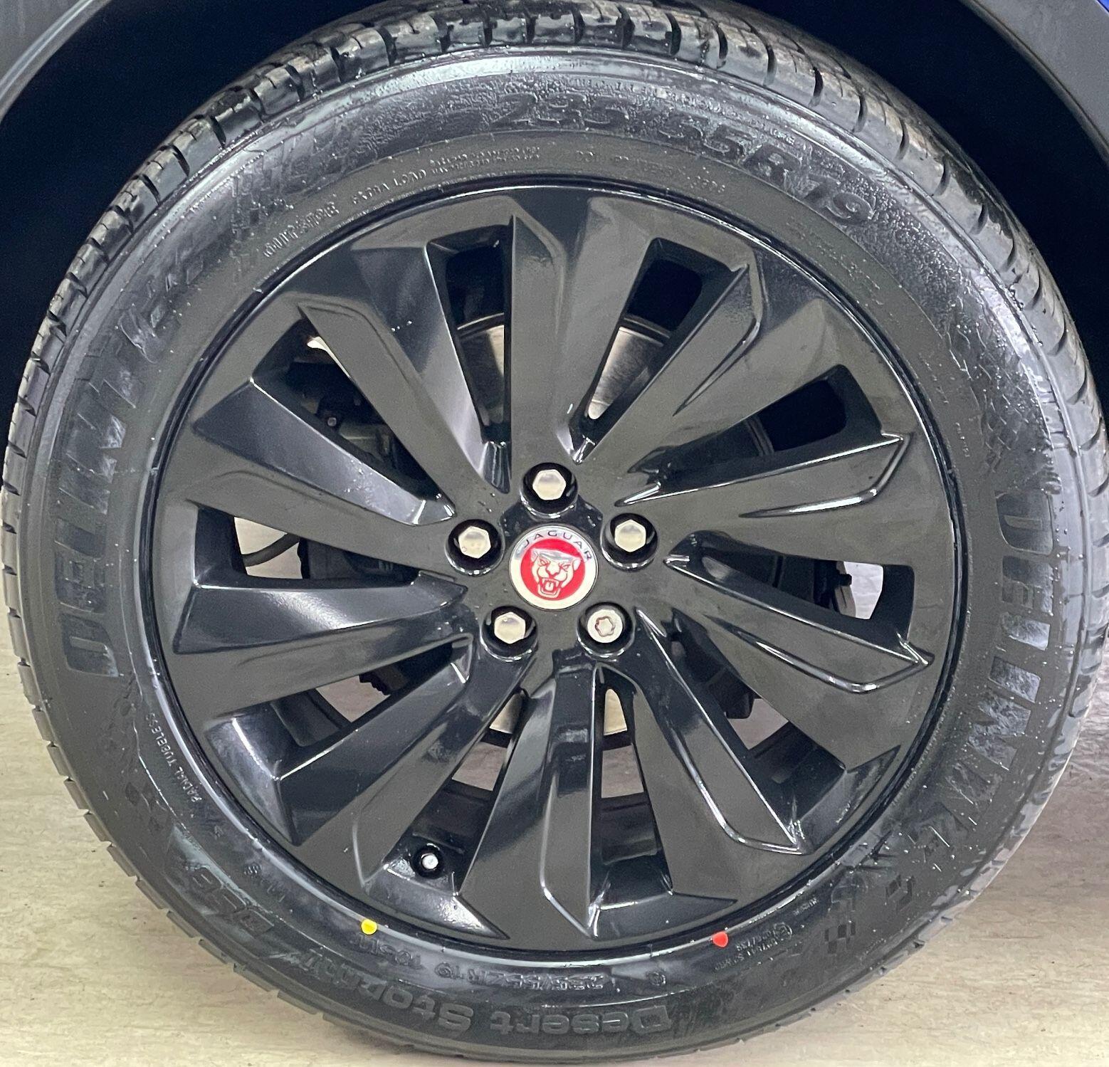 Jaguar E-Pace - Image 15