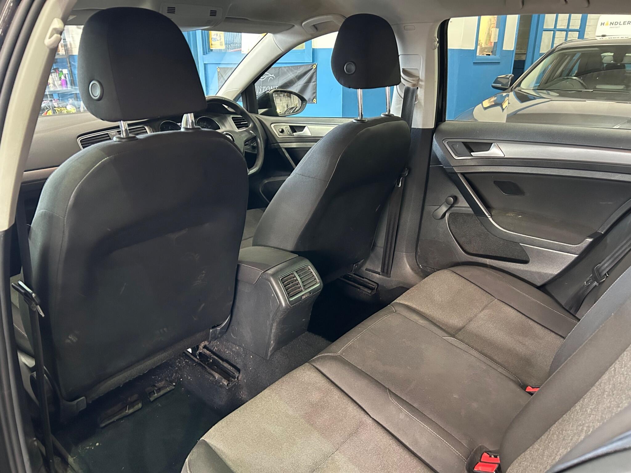 Volkswagen Golf - Image 16