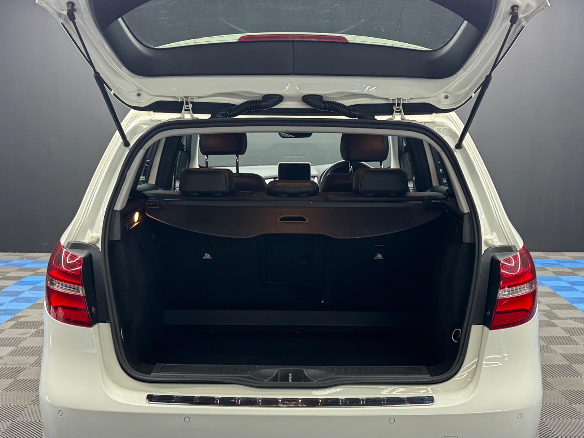 Mercedes B Class - Image 34