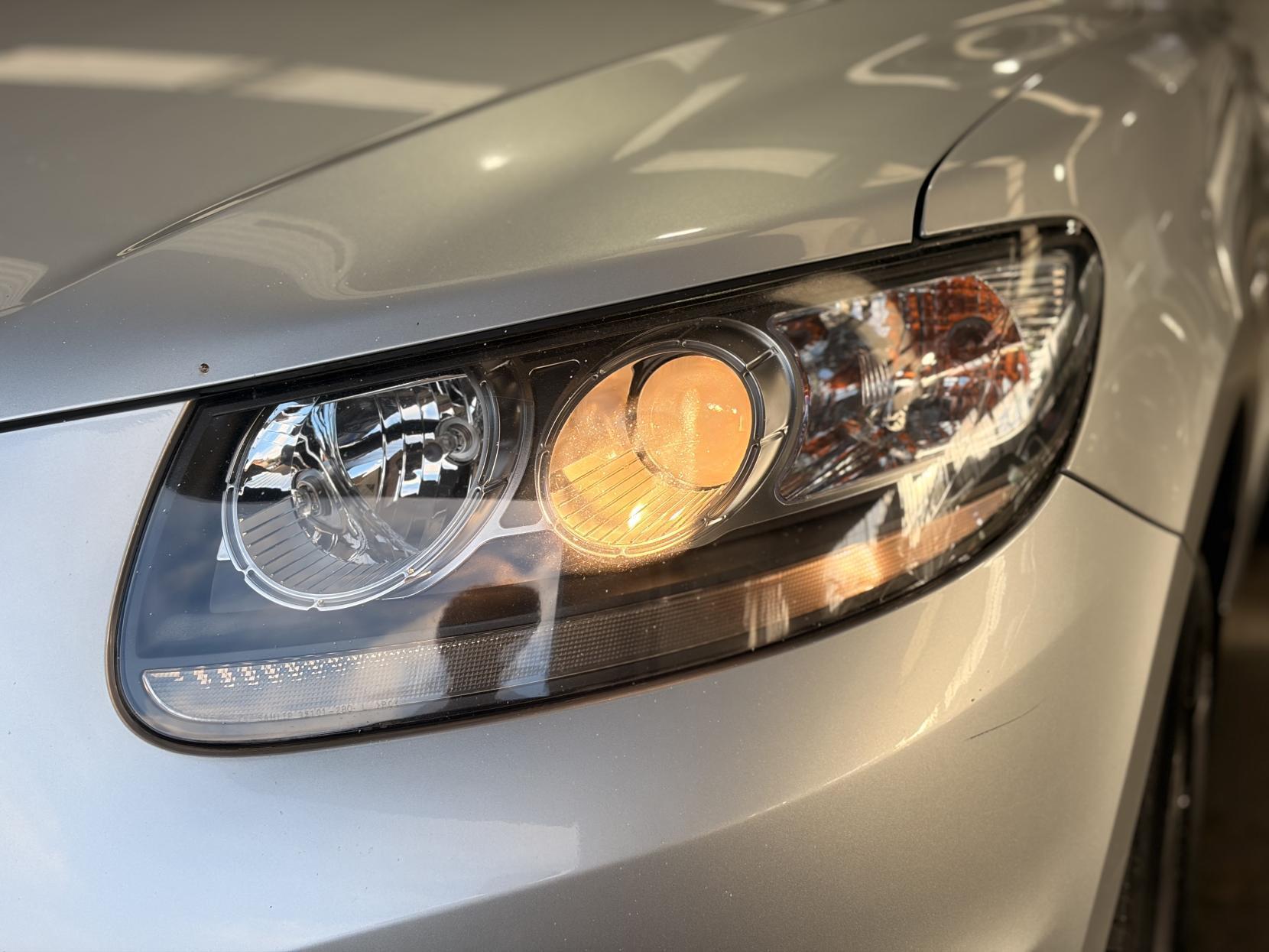 Hyundai Santa Fe - Image 9
