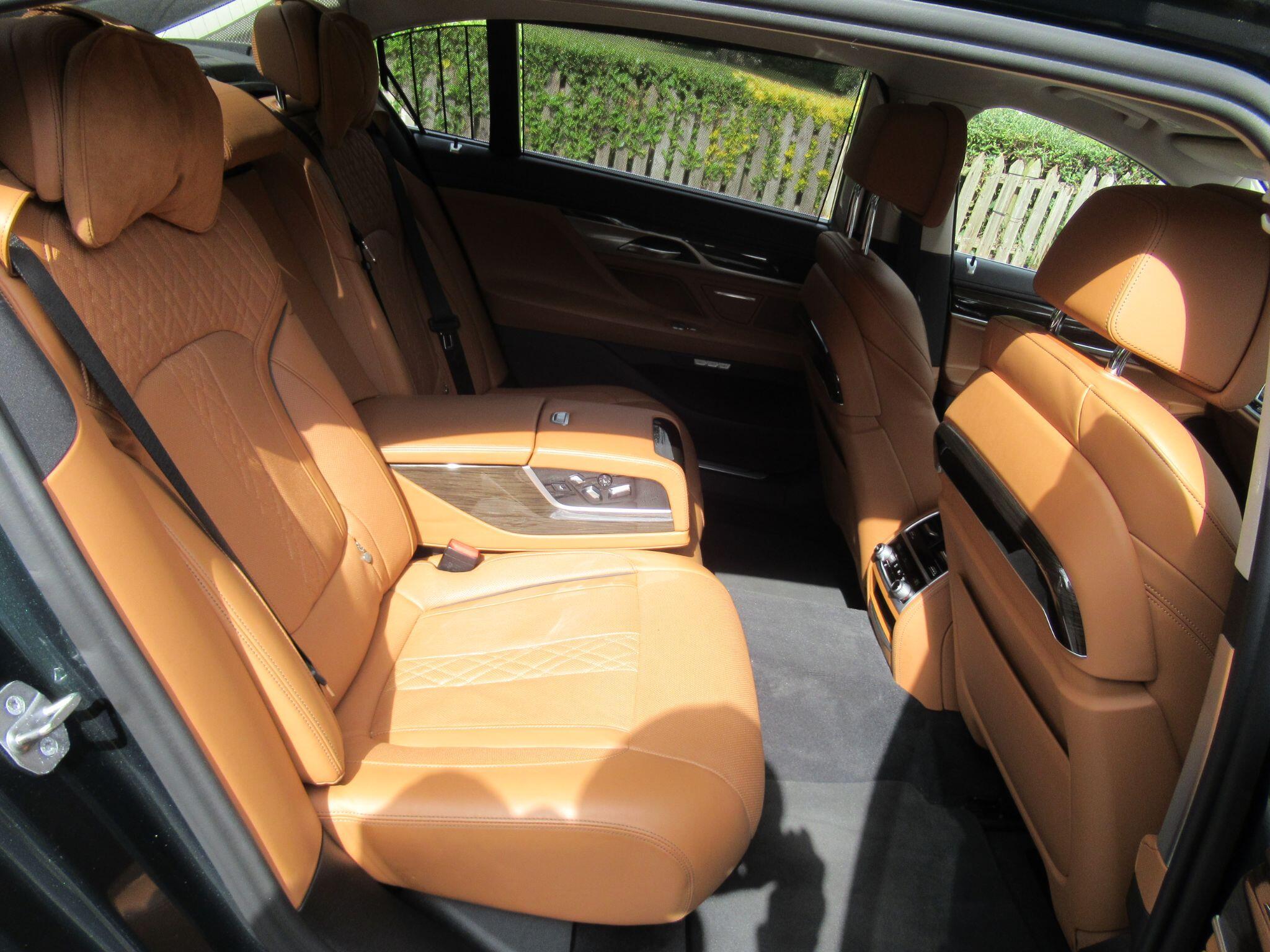 BMW 7 Series - Image 29