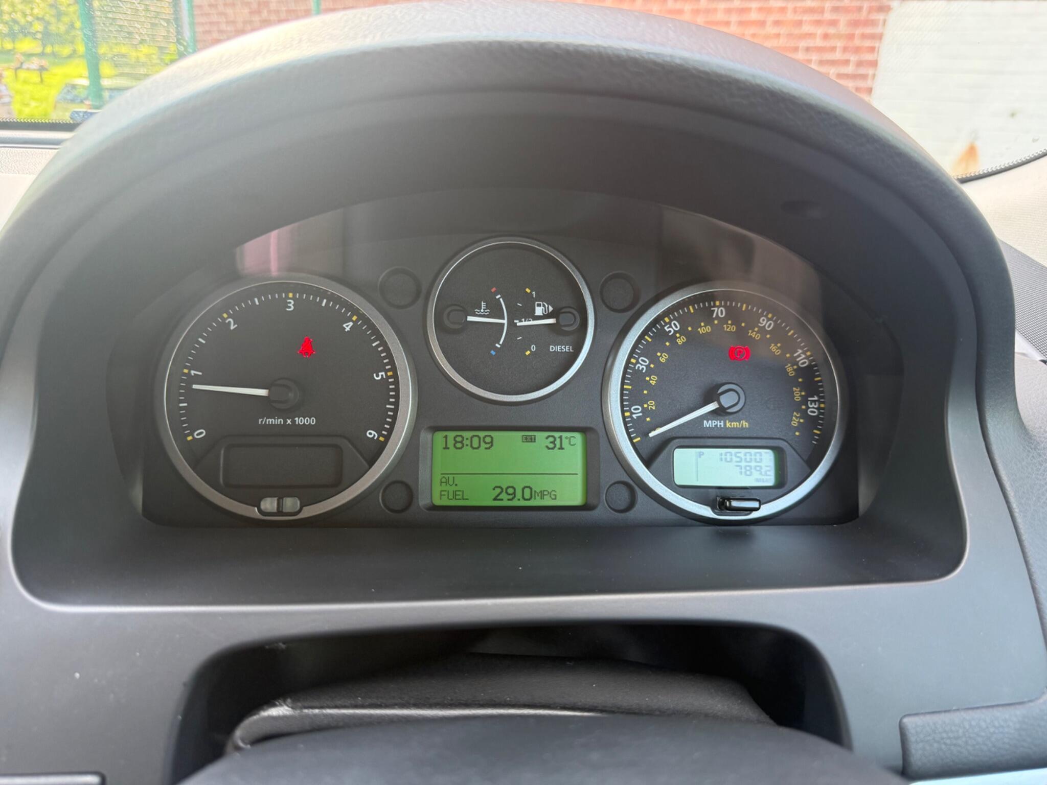 Land Rover Freelander 2 - Image 11