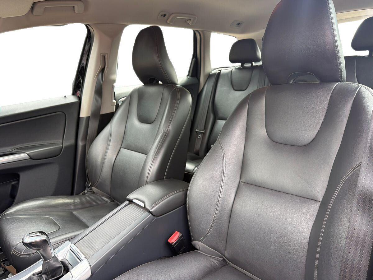 Volvo XC60 - Image 20