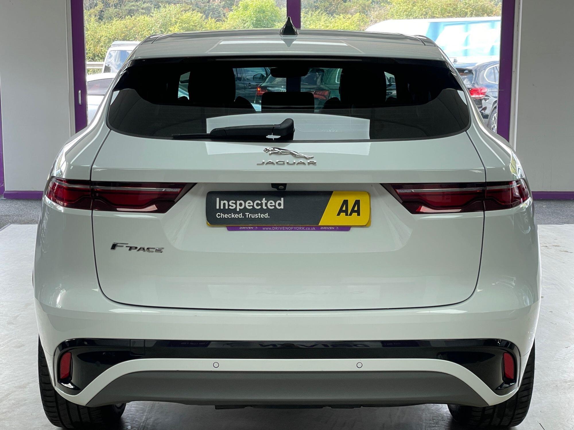 Jaguar F-Pace - Image 10