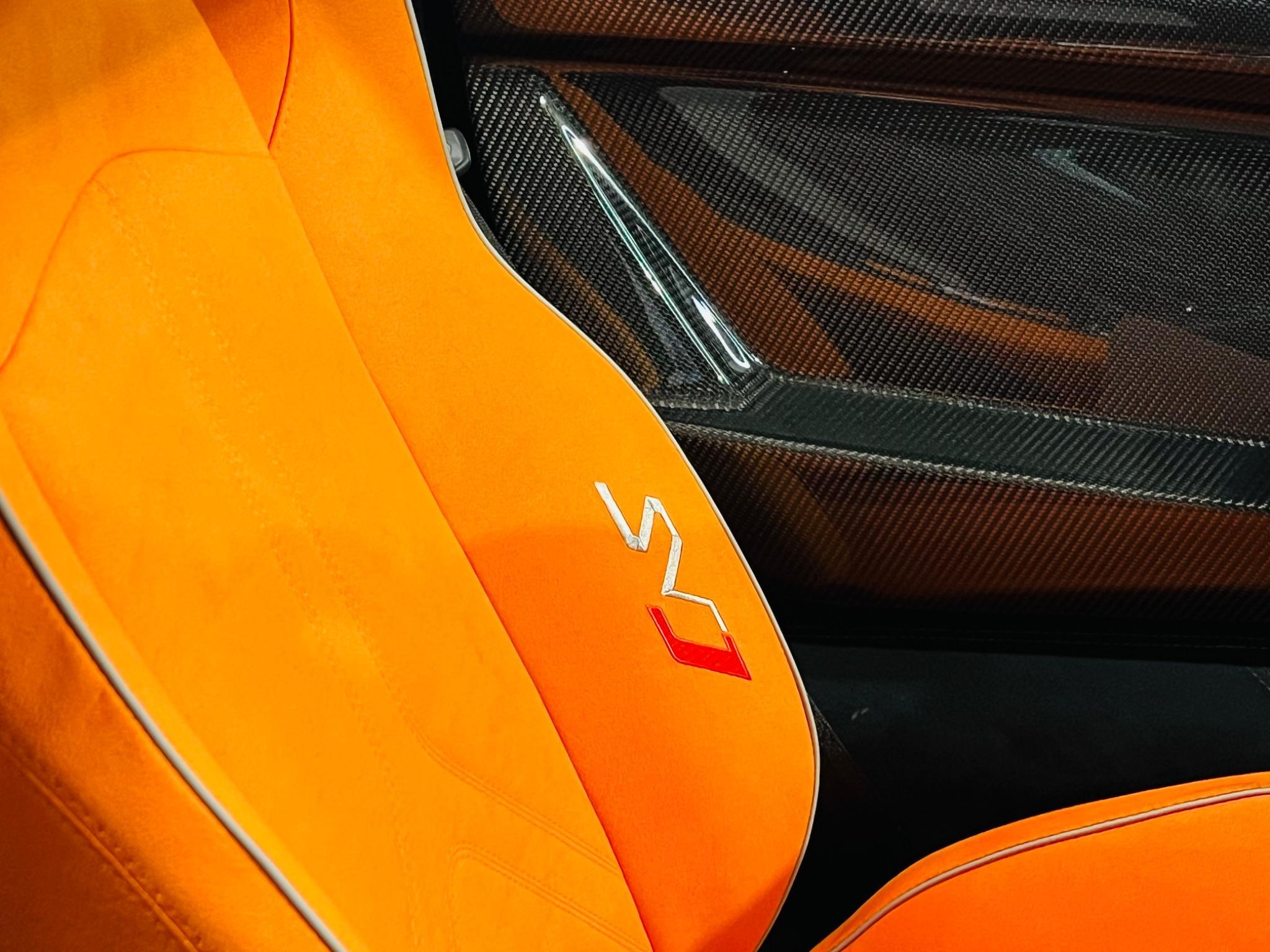 Lamborghini Aventador - Image 20