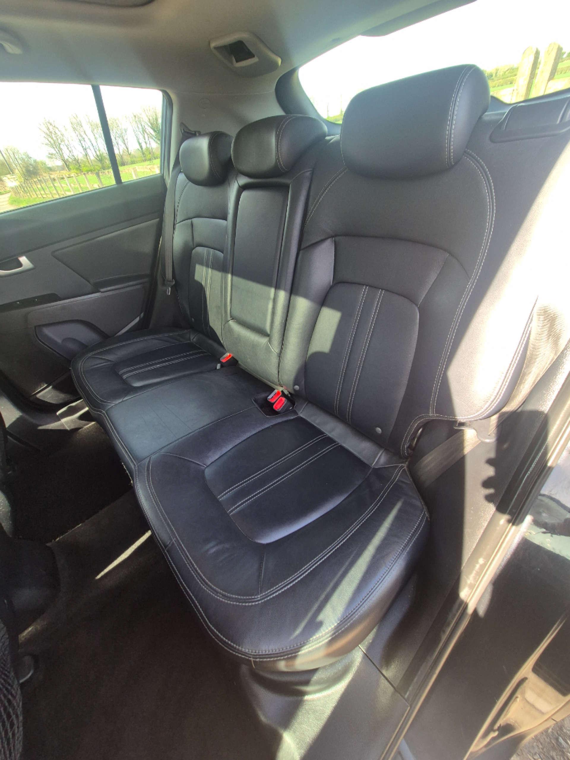 Kia Sportage - Image 36