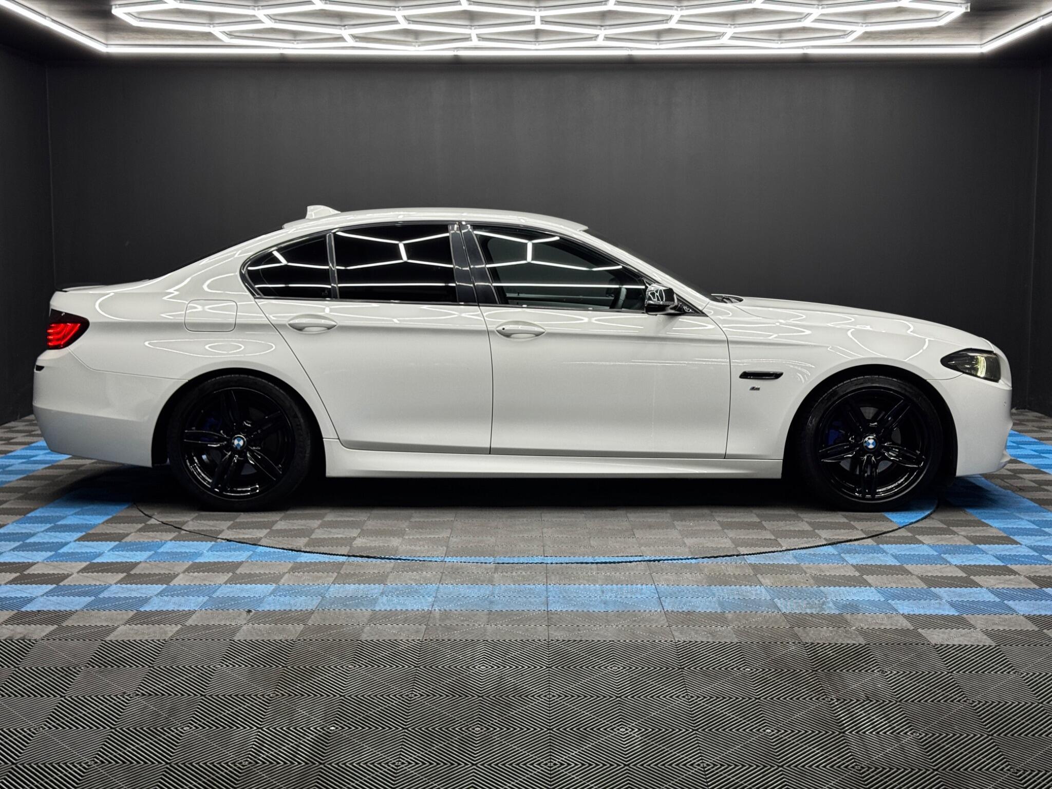 BMW 5 Series - Image 4
