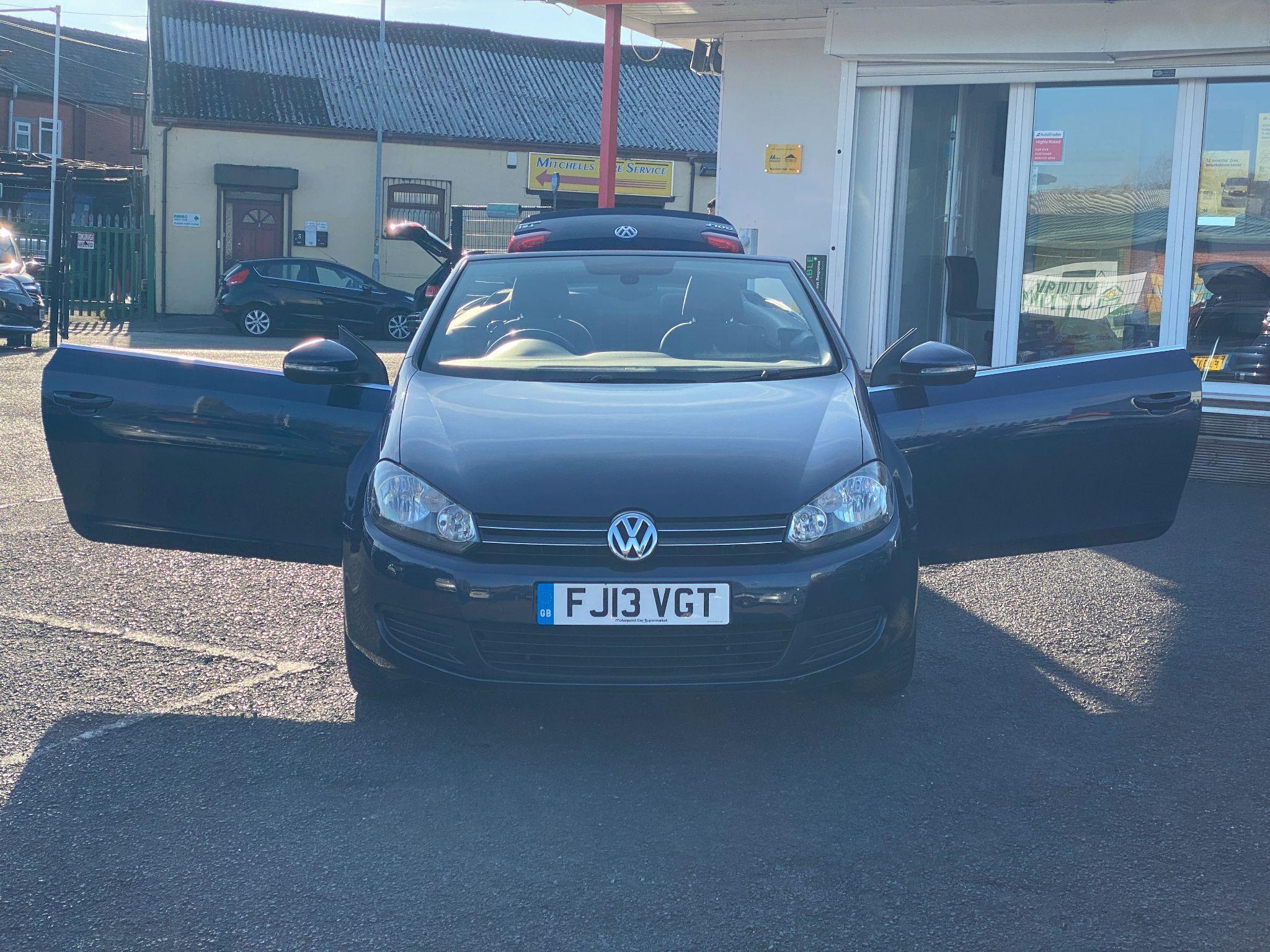 Volkswagen Golf - Image 20