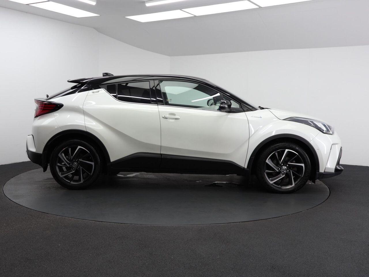 Toyota C-Hr - Image 13