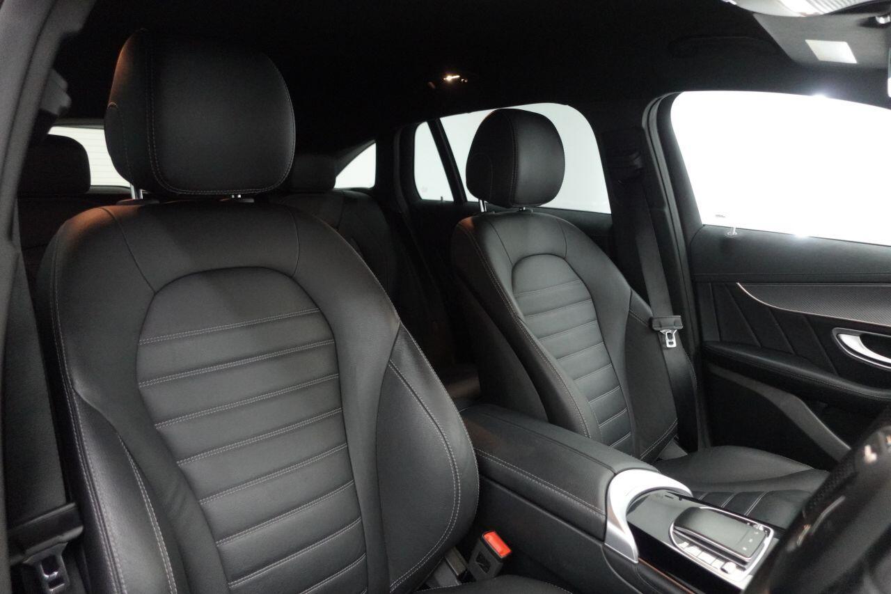 Mercedes Eqc - Image 5