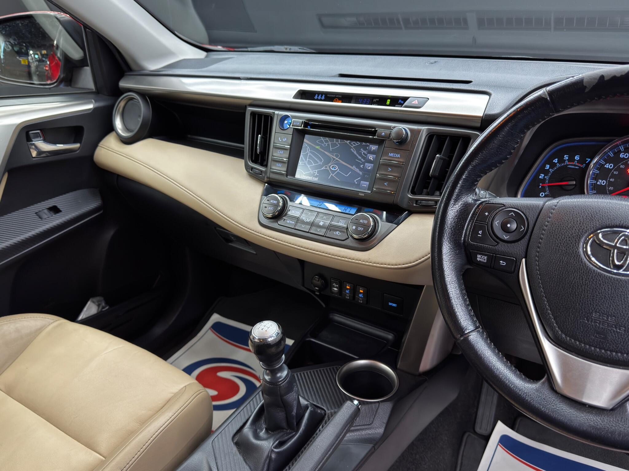 Toyota RAV4 - Image 24