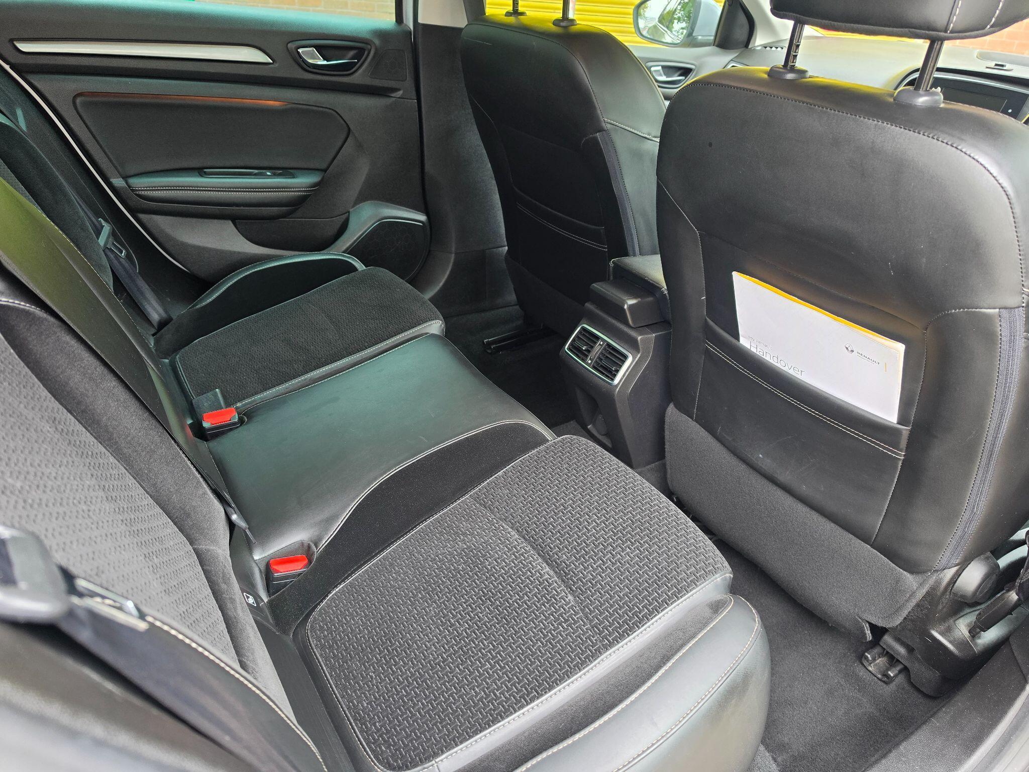 Renault Megane - Image 15