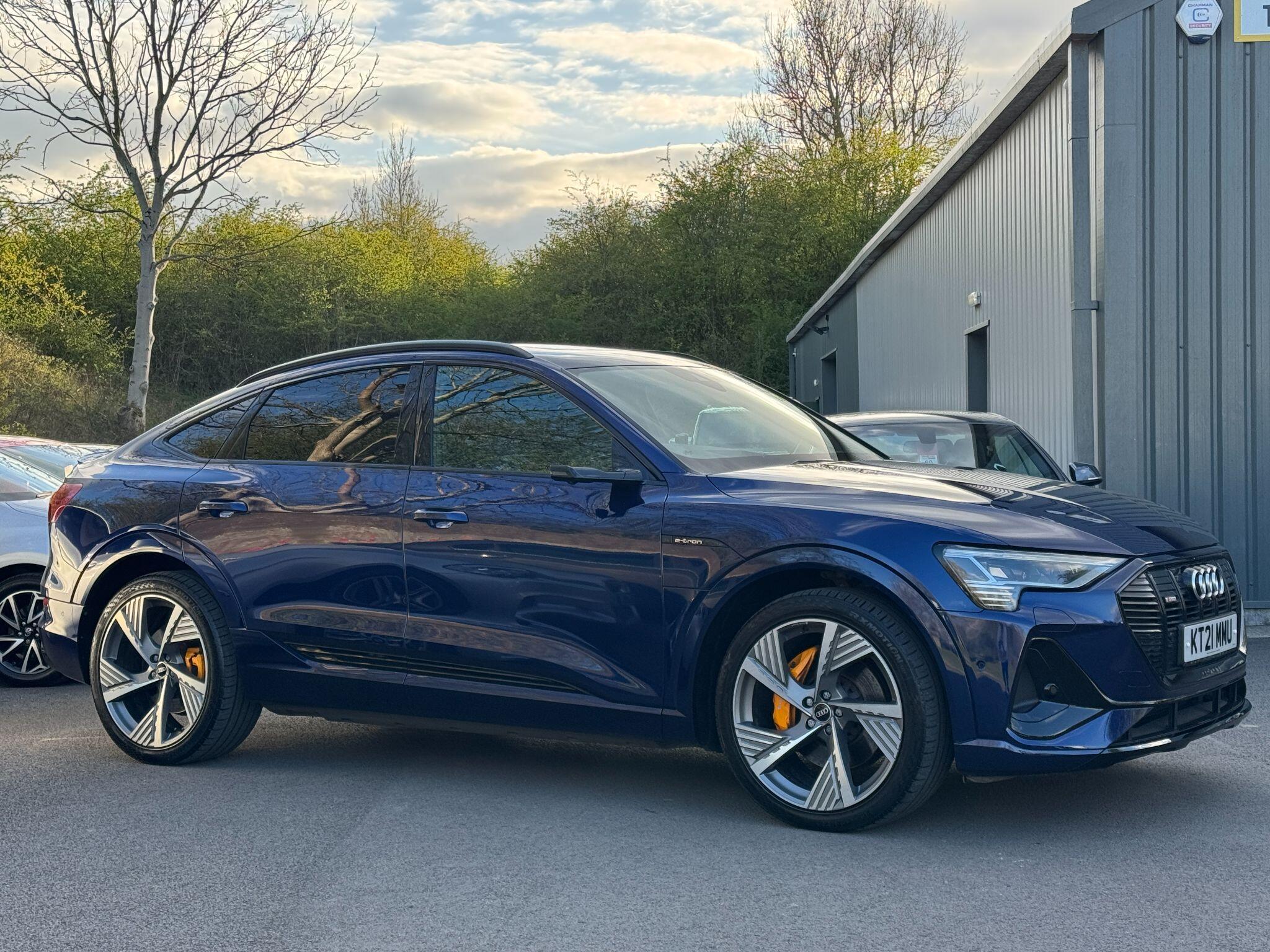 Audi E-Tron - Image 7