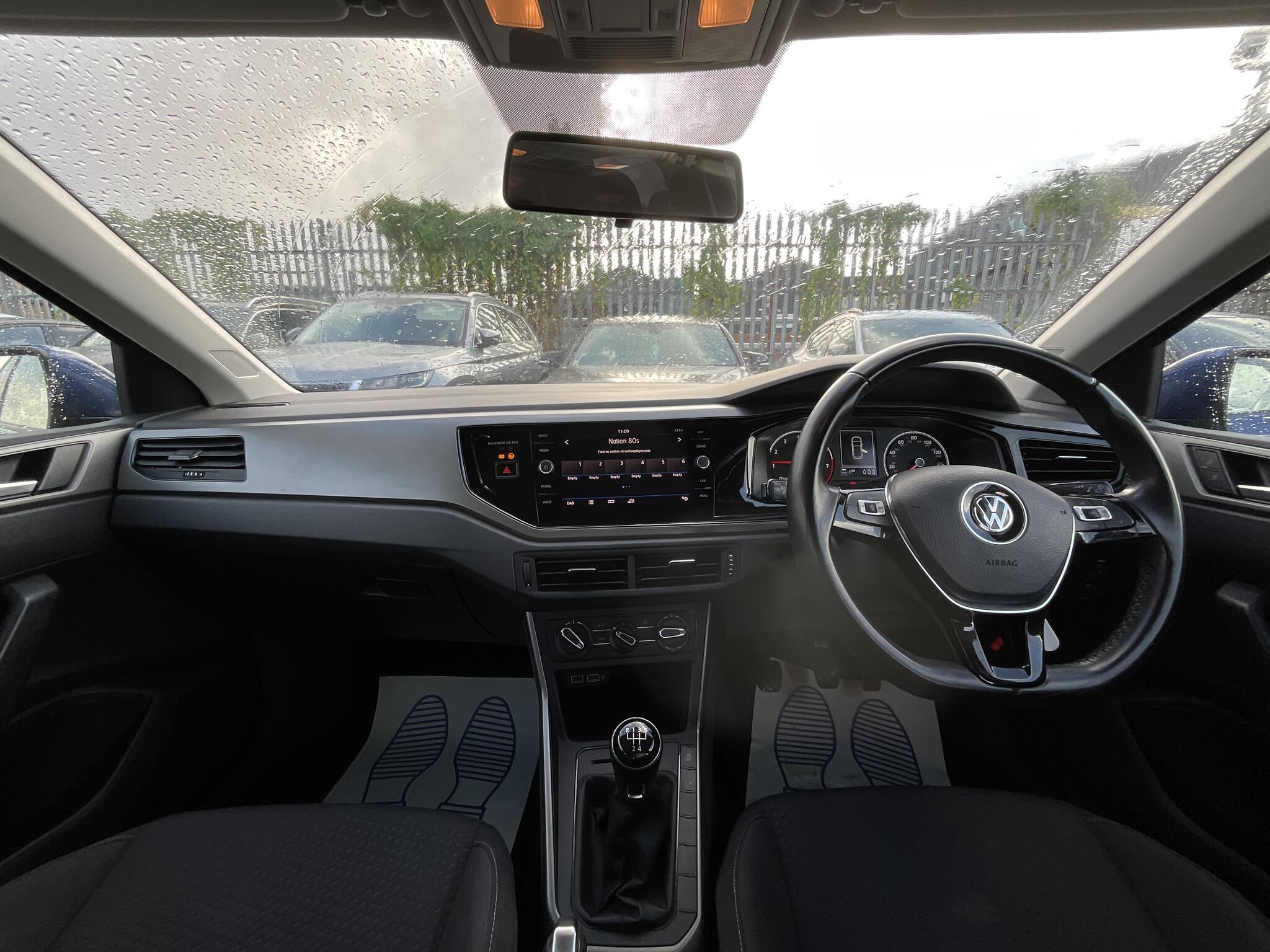 Volkswagen Polo - Image 6