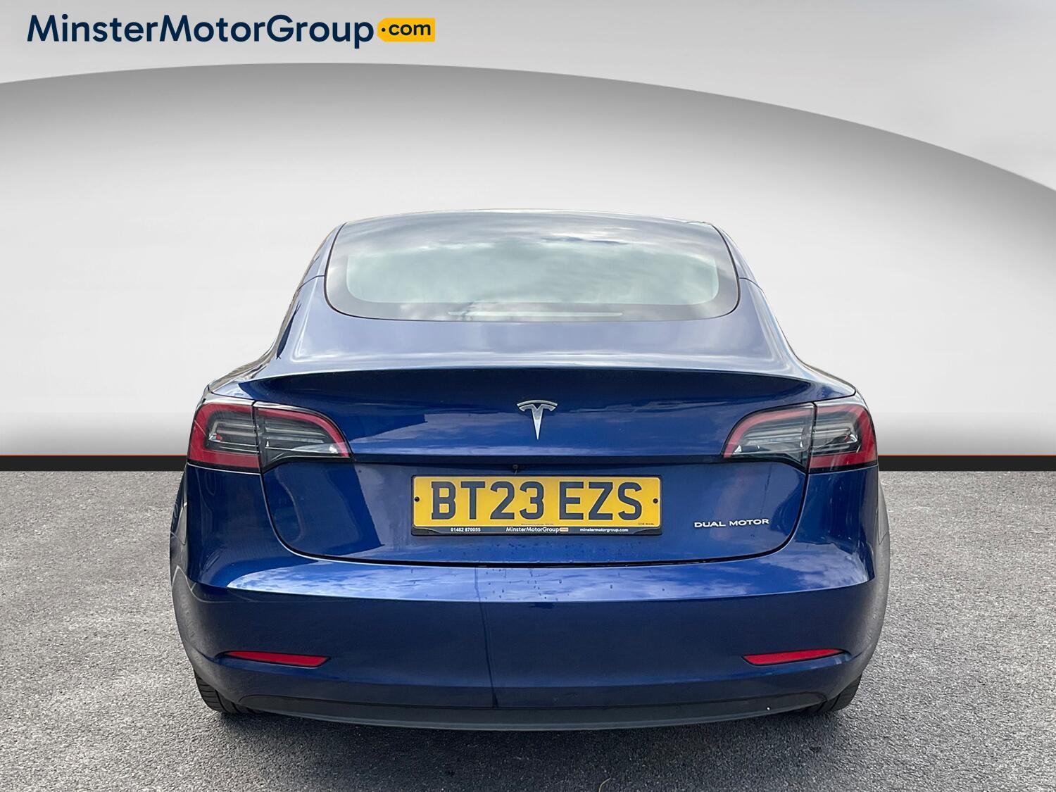 Tesla Model 3 - Image 3