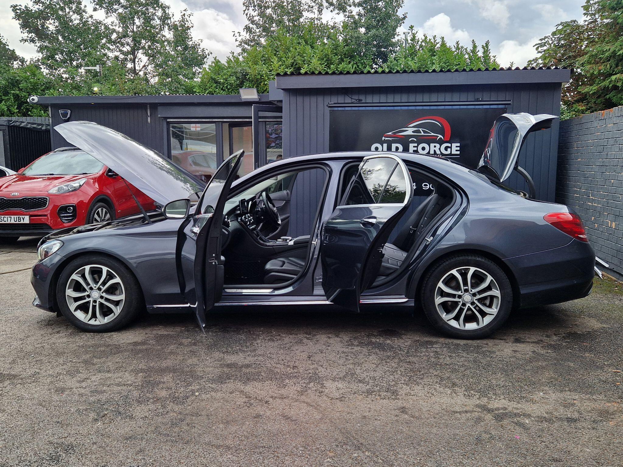 Mercedes C Class - Image 15